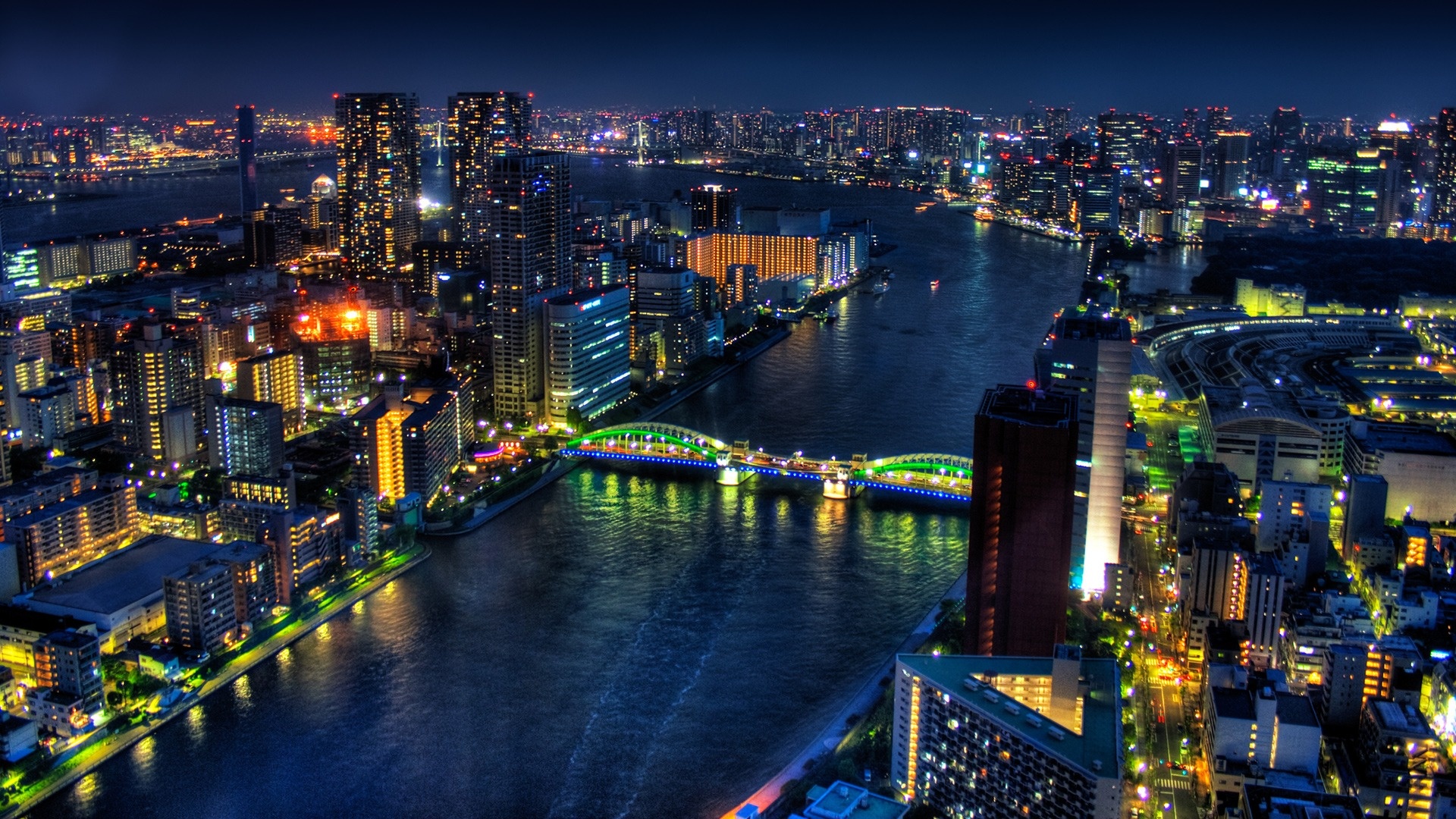 Скачать картинку Токио, Япония, Река, Городской Пейзаж, Мост, Города, Свет, Сделано Человеком, Ночь, Город в телефон бесплатно.
