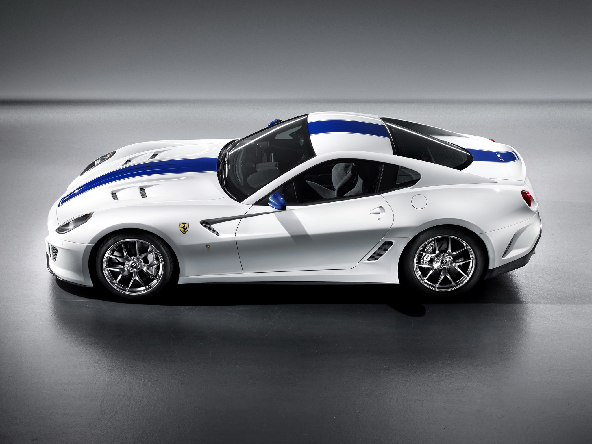 Descarga gratuita de fondo de pantalla para móvil de Ferrari, Vehículos.