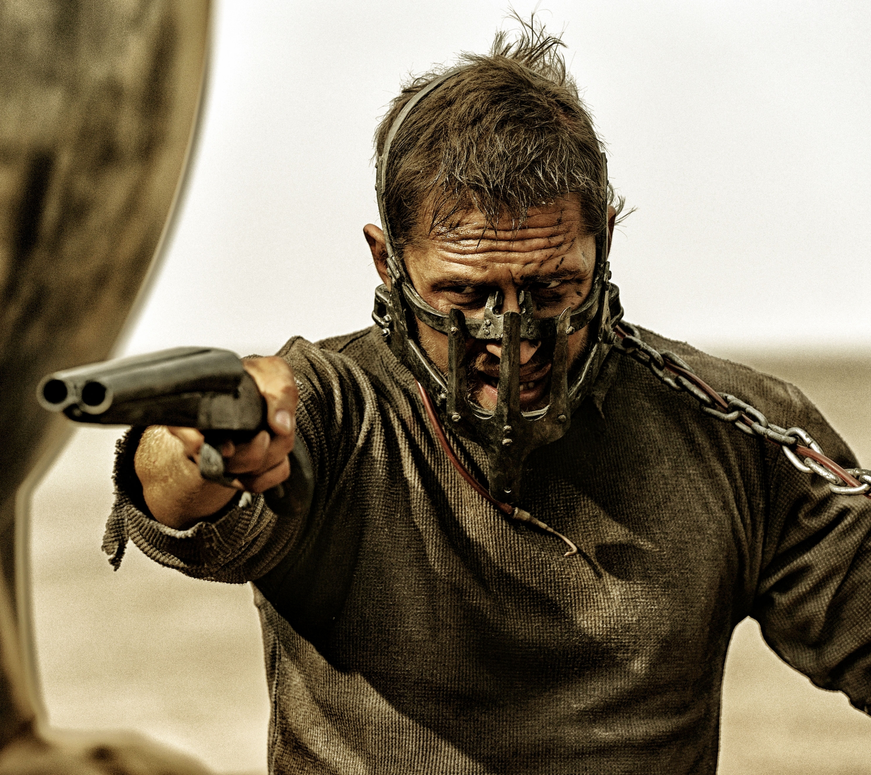 Descarga gratuita de fondo de pantalla para móvil de Tom Hardy, Películas, Mad Max: Furia En La Carretera, Max Rockatanski.
