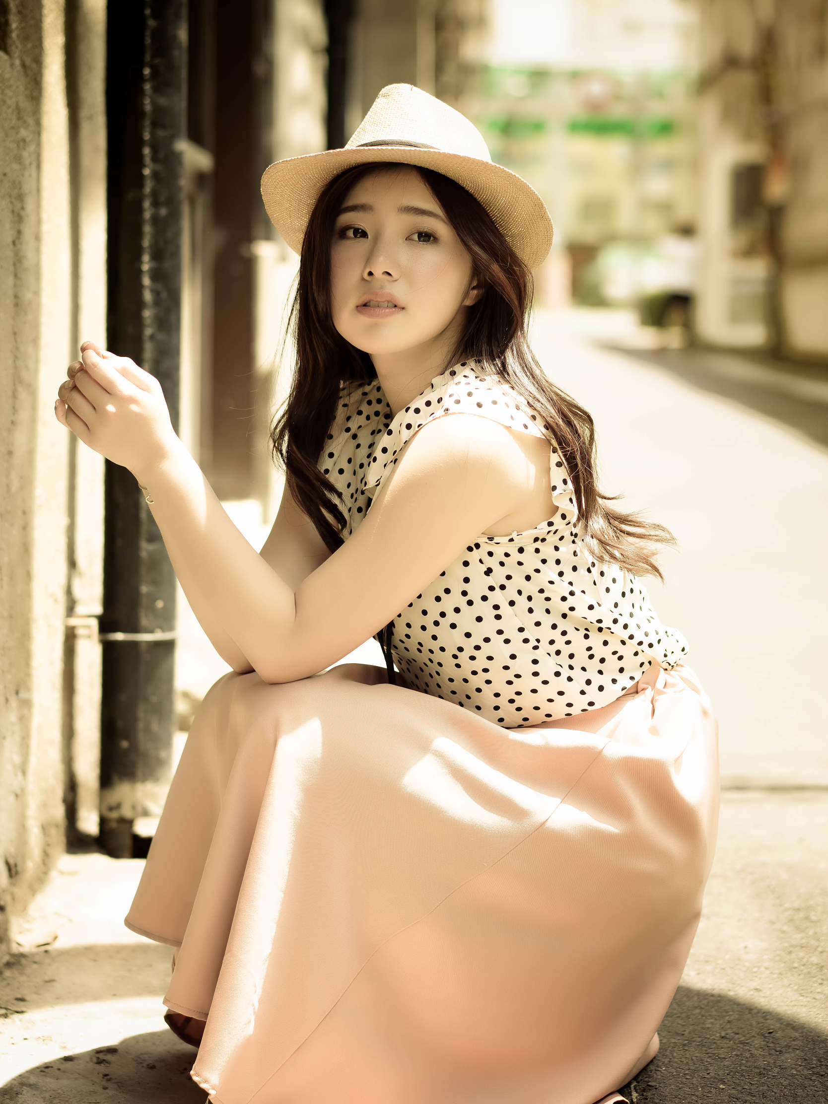 Download mobile wallpaper Hat, Model, Skirt, Women, Asian, Taiwanese, Chén Sīyǐng for free.