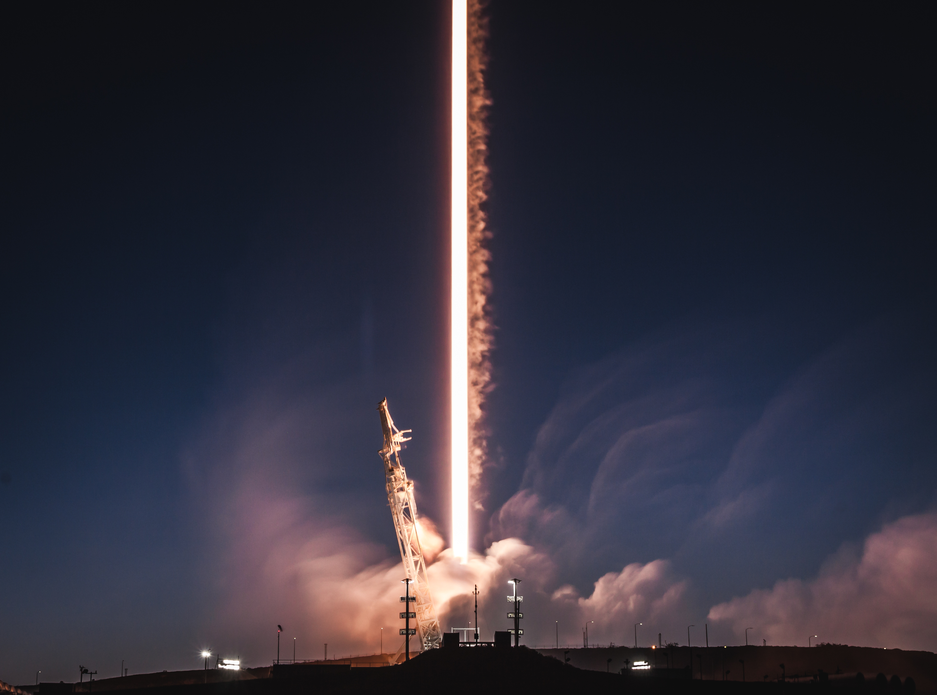 spacex, technology, falcon 9, lift off, rocket
