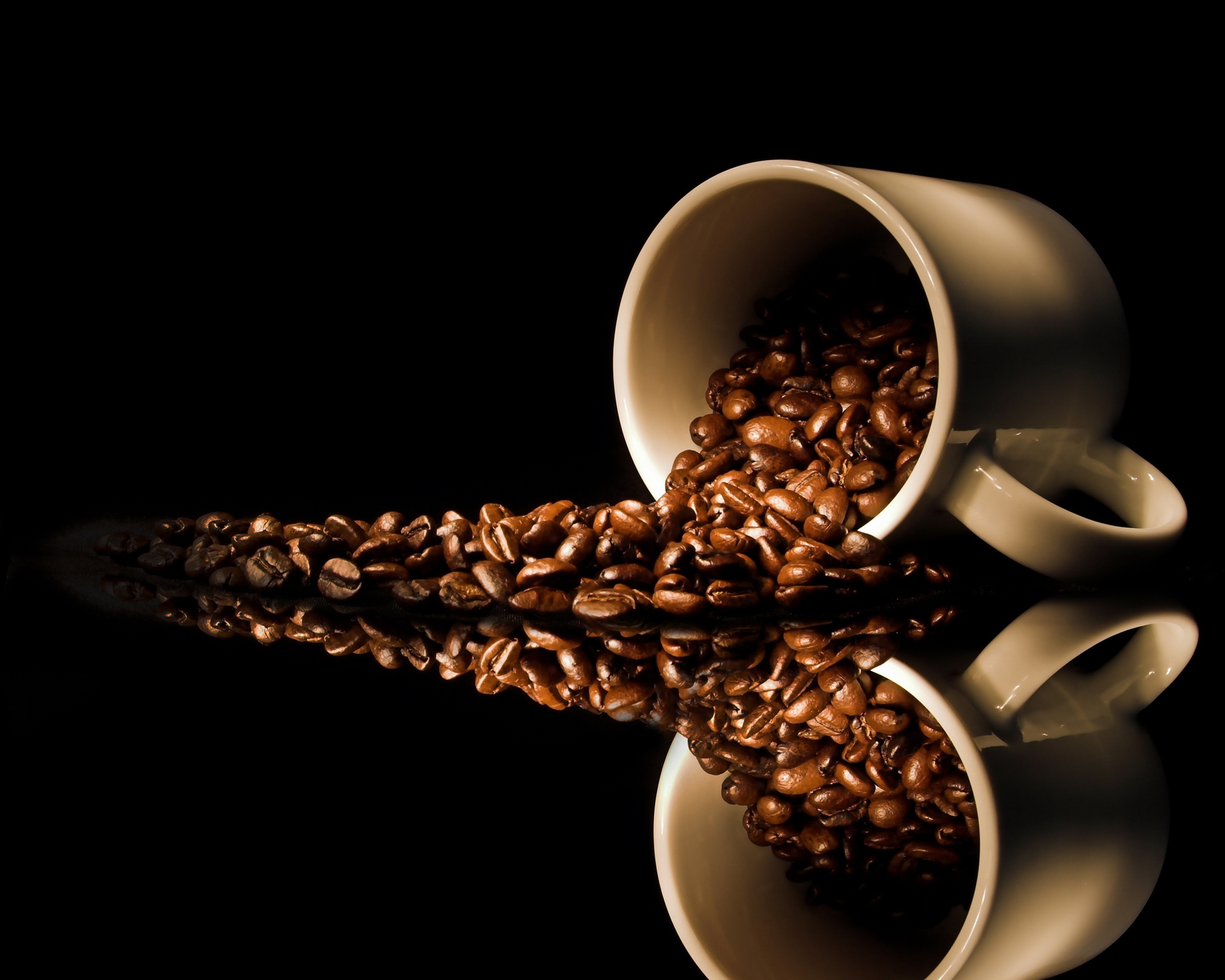 Free download wallpaper Food, Coffee, Reflection, Macro, Cup, Coffee Beans on your PC desktop