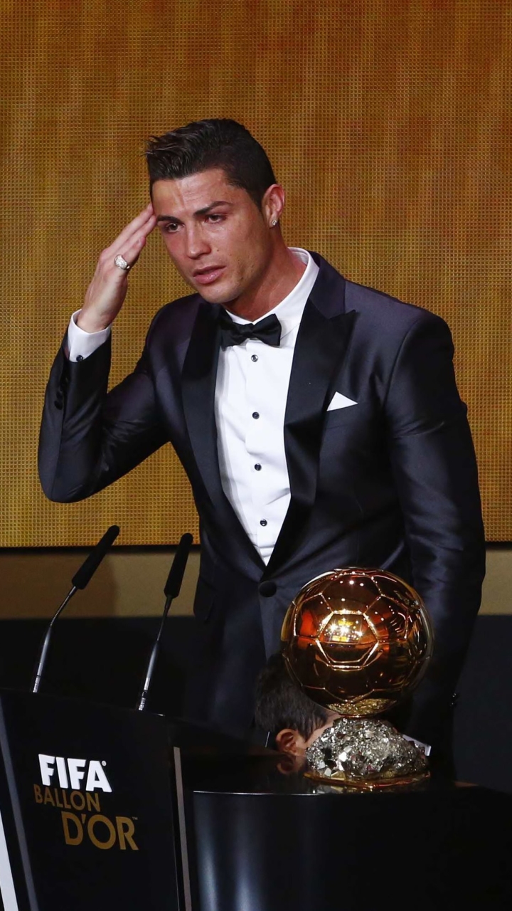 Download mobile wallpaper Sports, Soccer, Ballon D'or 2014 for free.