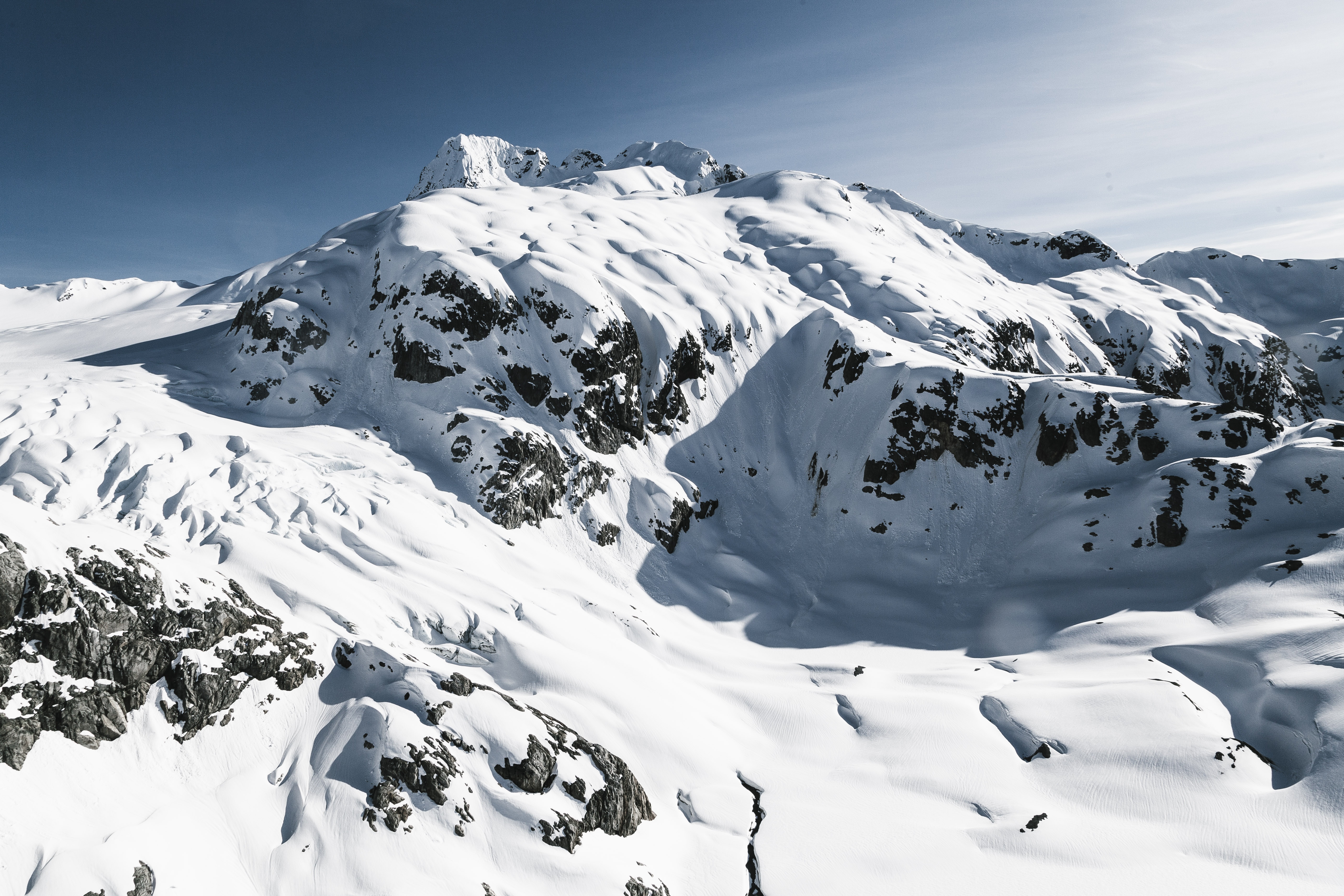 Baixe gratuitamente a imagem Natureza, Montanhas, Neve, Vértice, Início na área de trabalho do seu PC
