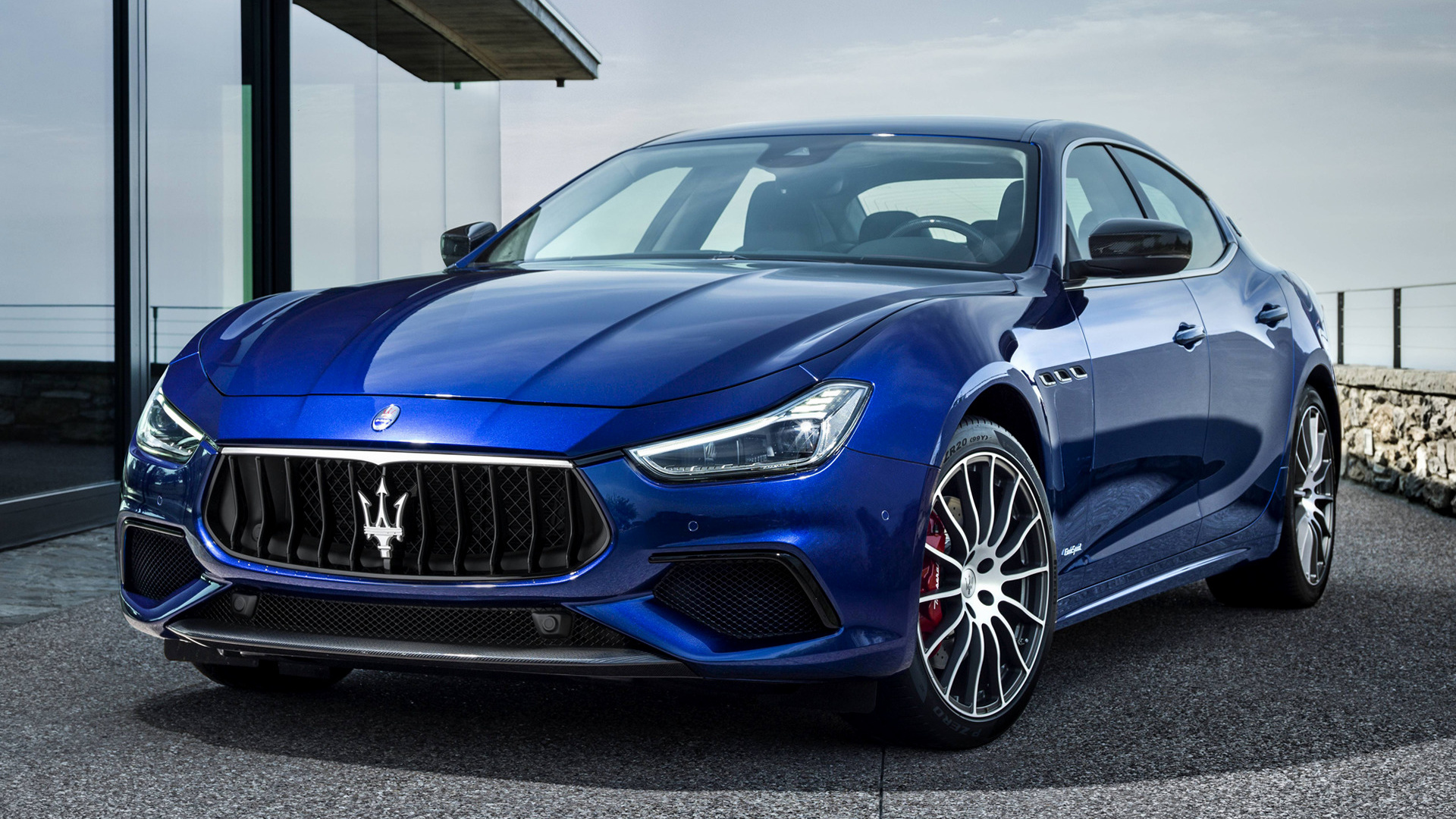 Laden Sie Maserati Ghibli Gran Sport HD-Desktop-Hintergründe herunter
