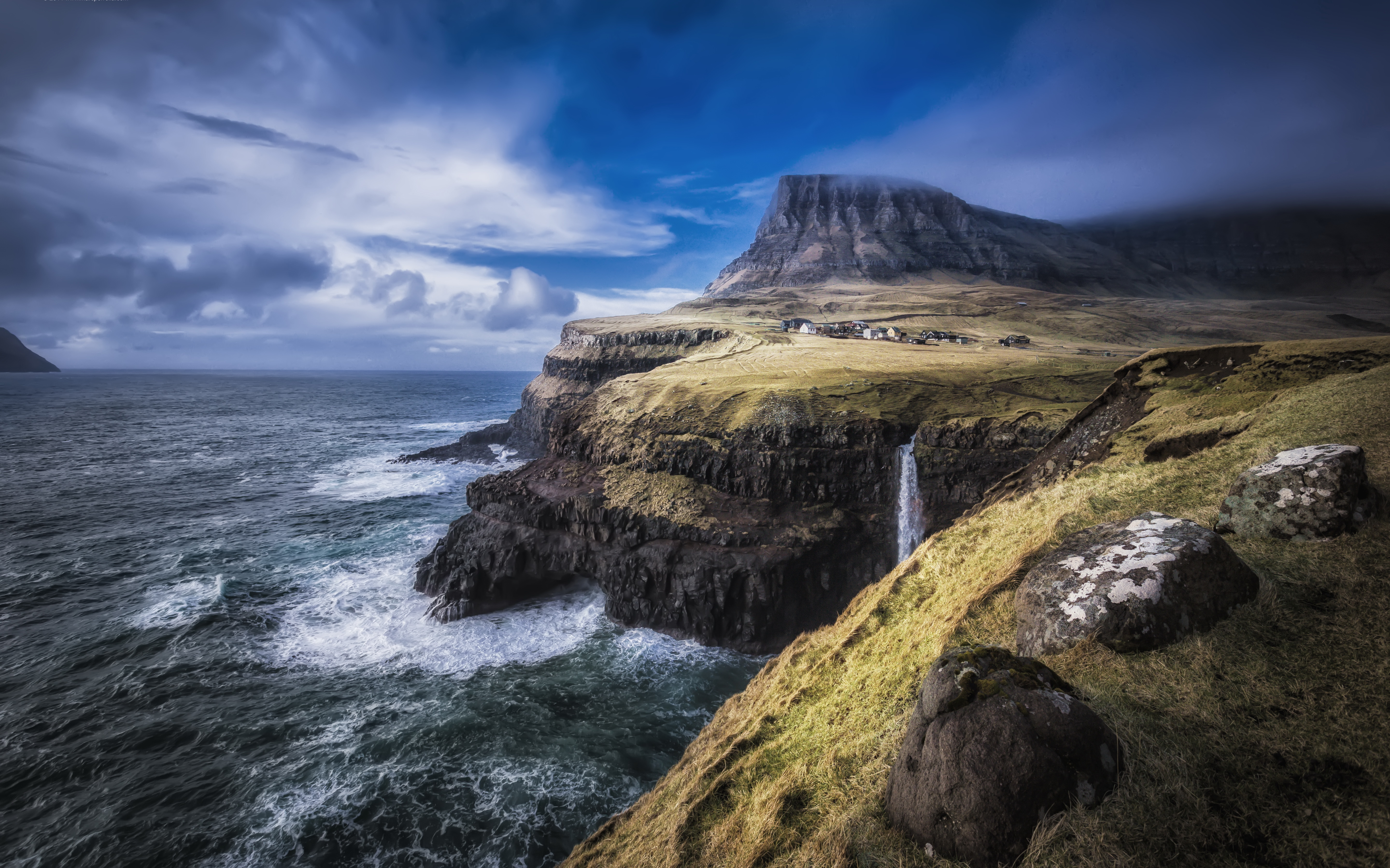 737602 скачать картинку фарерские острова, сделано человеком, гасадалур, утёс, береговая линия, океан, деревня, водопад - обои и заставки бесплатно
