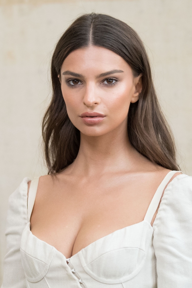 Baixar papel de parede para celular de Celebridade, Emily Ratajkowski gratuito.