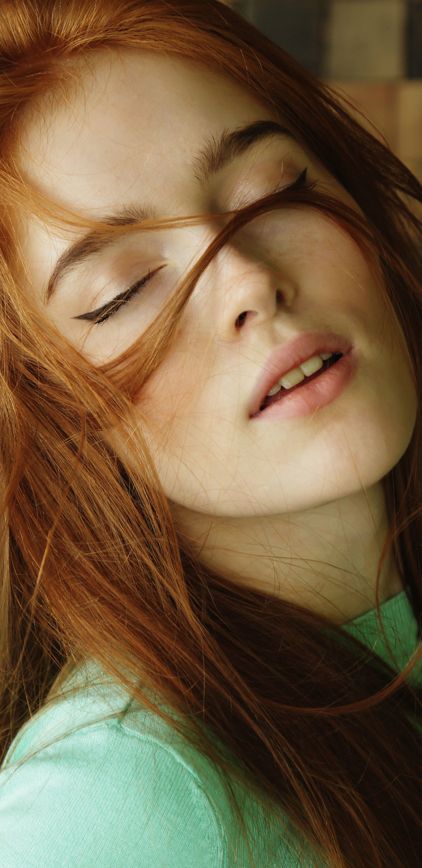 Download mobile wallpaper Close Up, Redhead, Face, Model, Women, Jia Lissa, Adults for free.