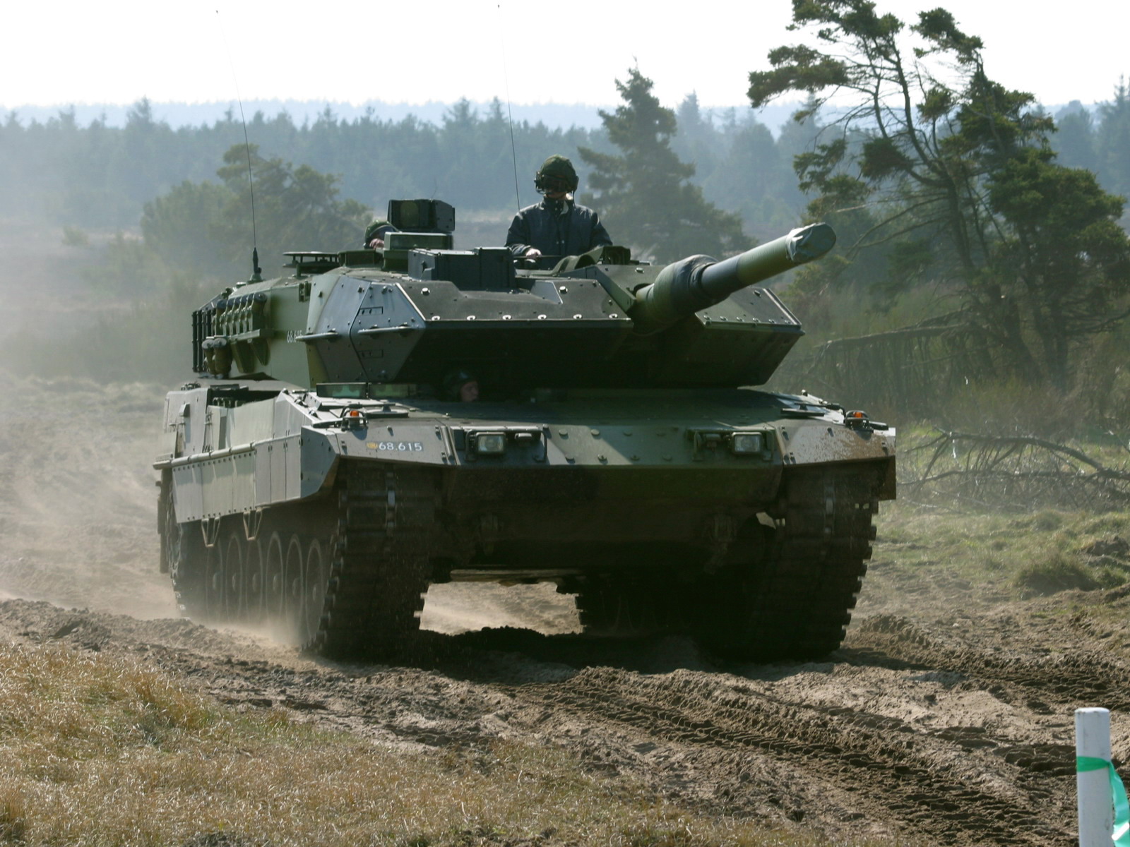 leopard 2, military, tanks