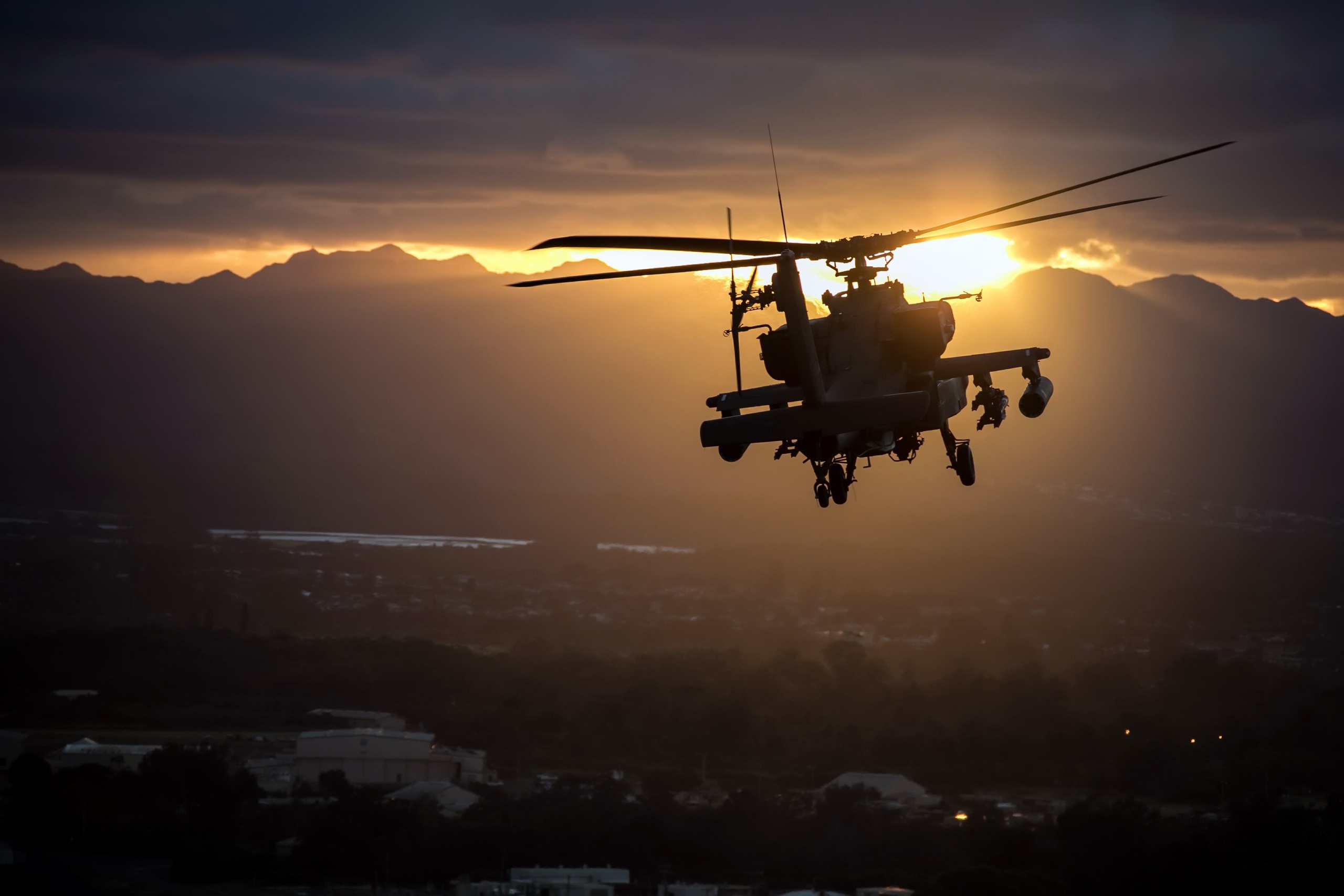 Baixe gratuitamente a imagem Helicóptero, Militar, Aeronaves, Boeing Ah 64 Apache, Helicóptero De Ataque na área de trabalho do seu PC