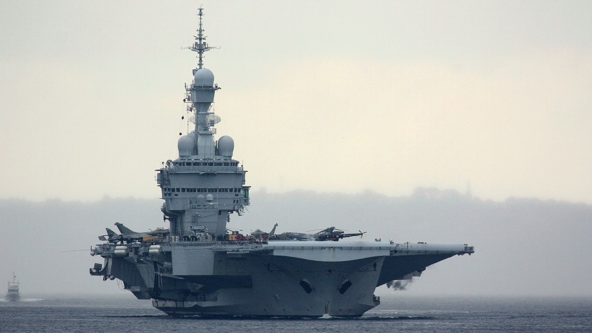 military, french aircraft carrier charles de gaulle (r91)