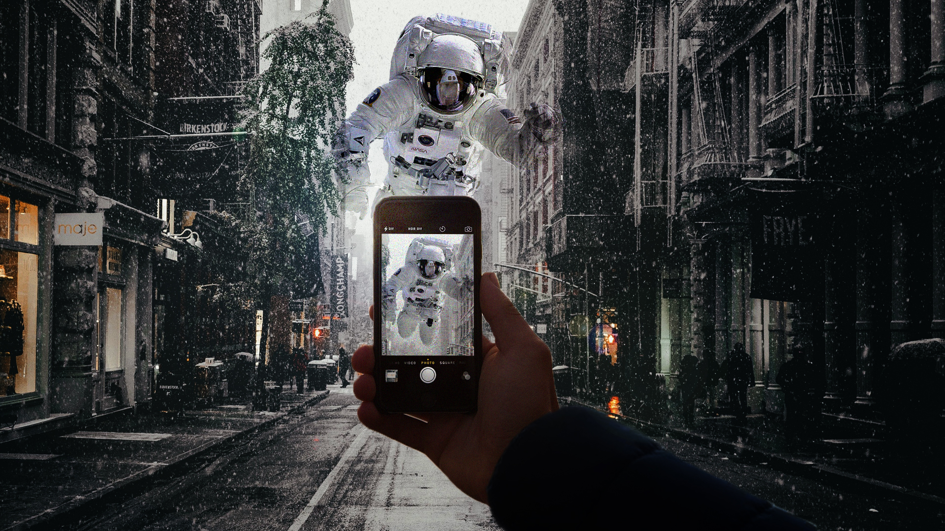 Download mobile wallpaper Winter, City, Photography, Astronaut, Smartphone, Manipulation for free.