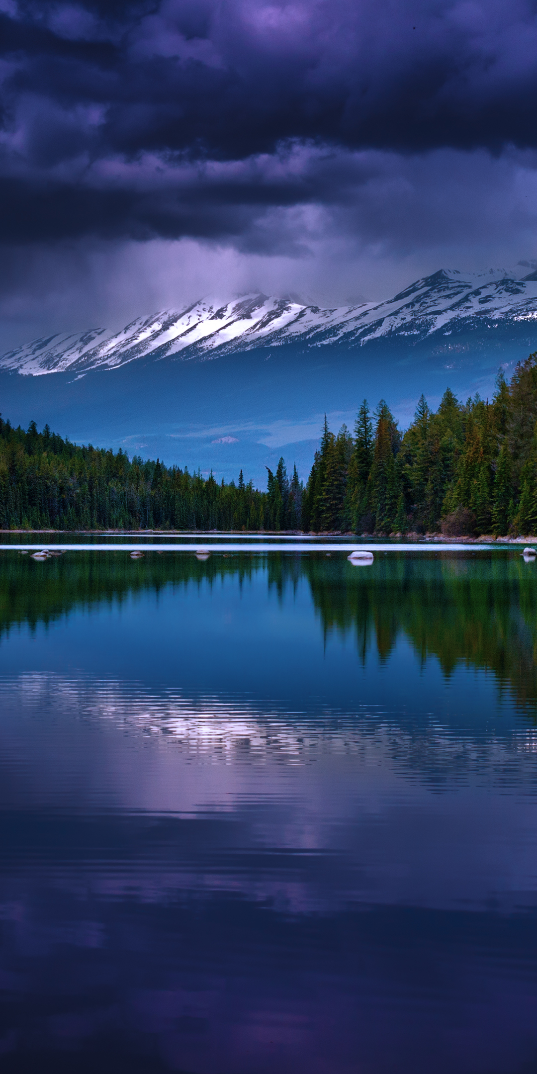 Download mobile wallpaper Mountain, Reflection, Earth for free.