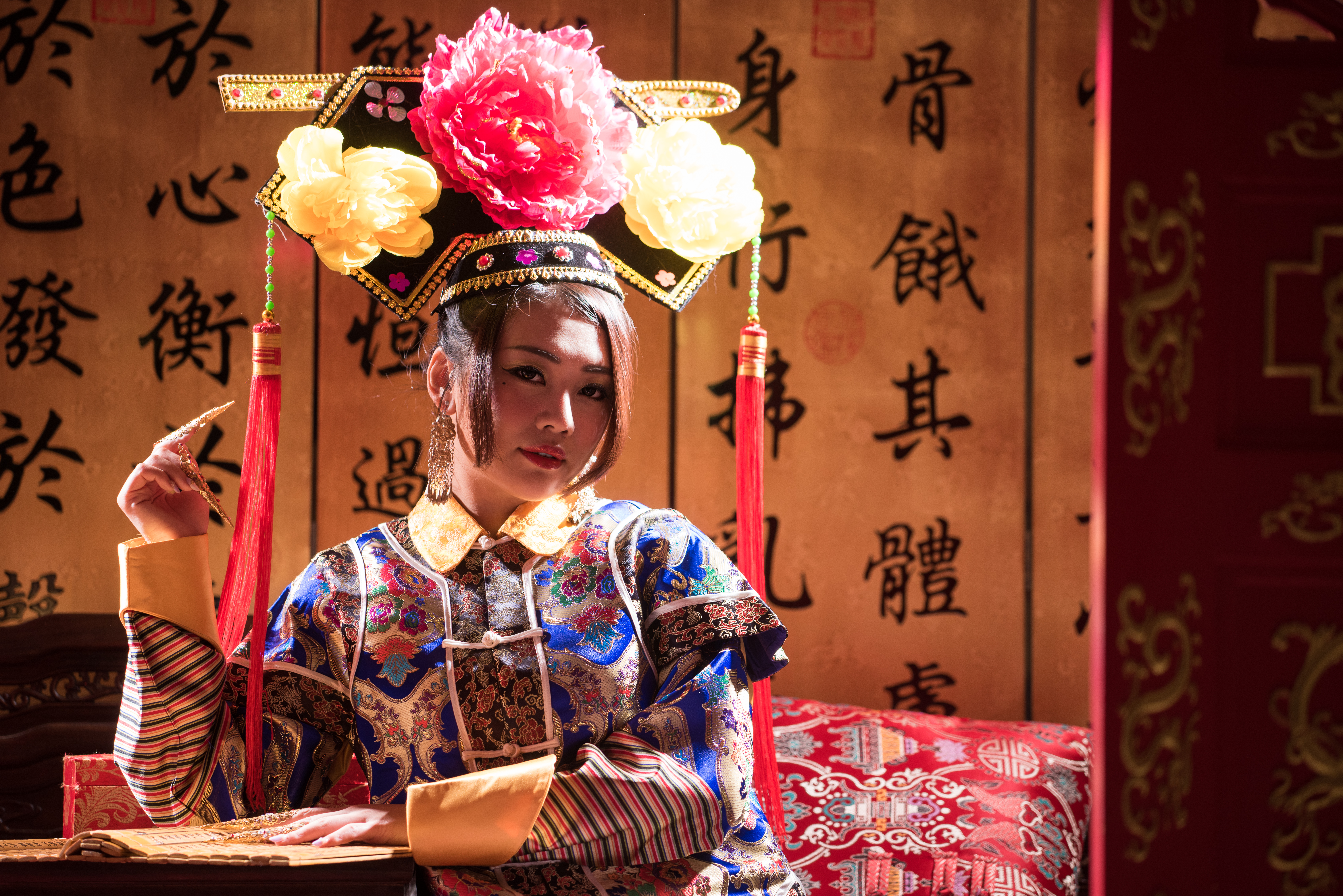 Téléchargez gratuitement l'image Chinois, Femmes, Taïwanais, Costume Traditionnel, Qián Furen, Faire Défiler sur le bureau de votre PC