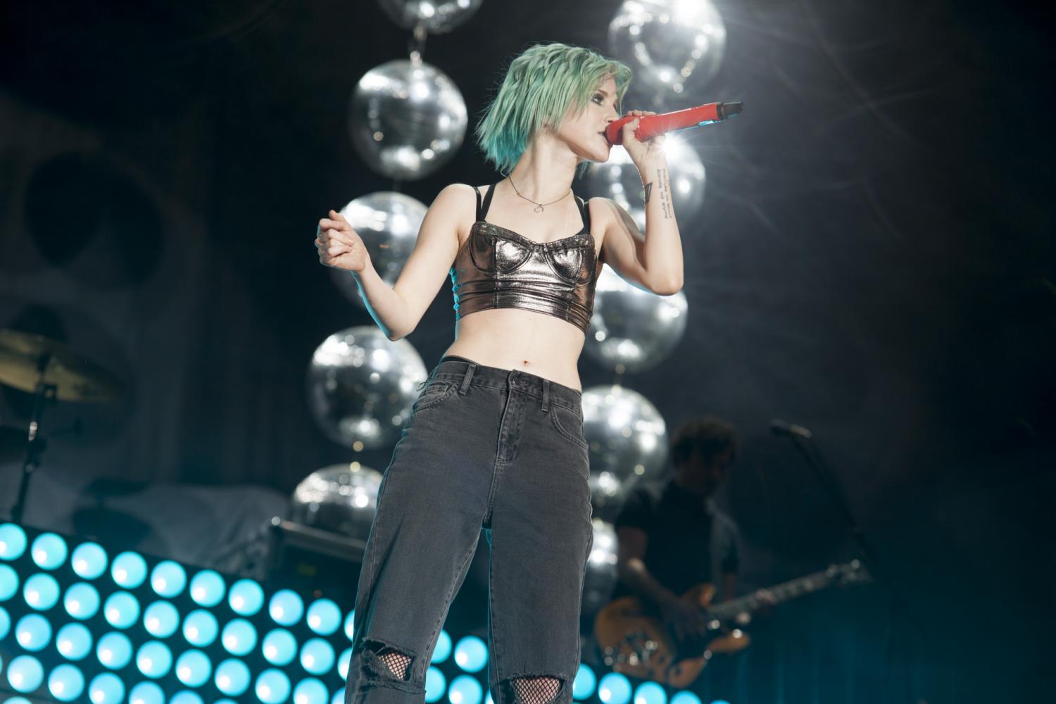 Download mobile wallpaper Music, Hayley Williams for free.