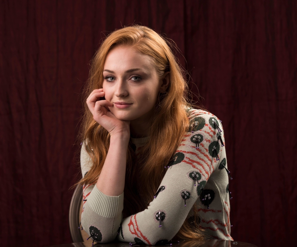 Téléchargez gratuitement l'image Célébrités, Sophie Turner sur le bureau de votre PC