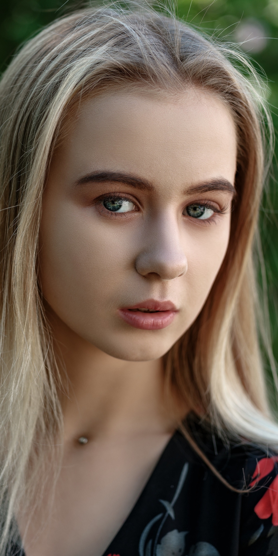 Handy-Wallpaper Blond, Gesicht, Modell, Frauen, Blaue Augen, Blondinen kostenlos herunterladen.