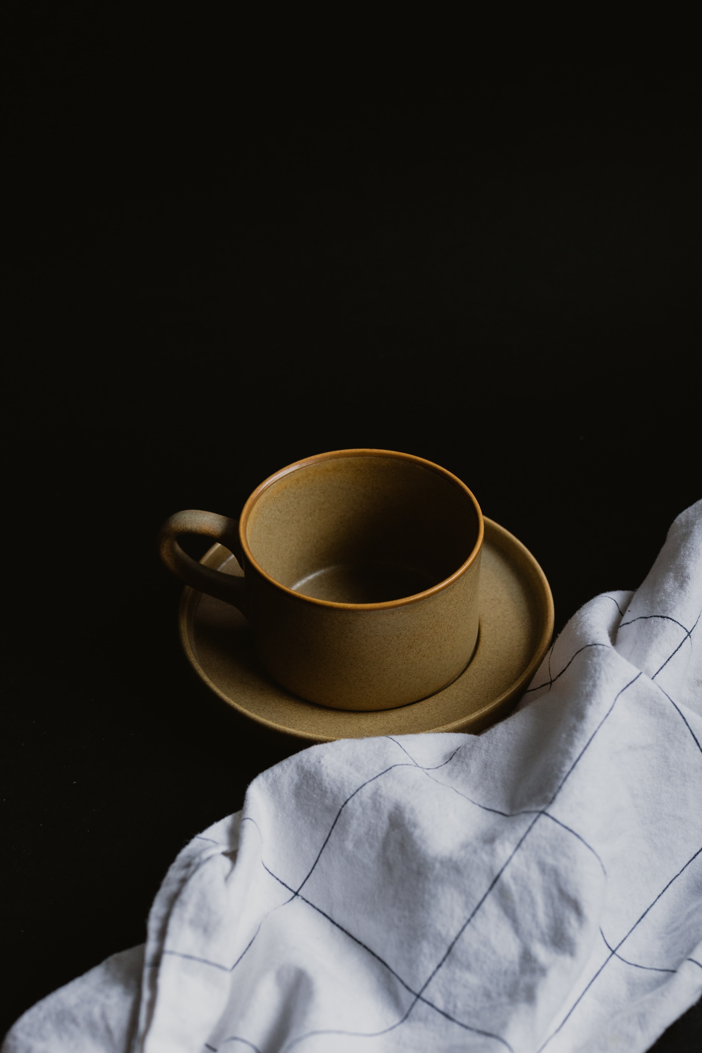 cloth, still life, miscellanea, miscellaneous, cup, plate, towel Image for desktop