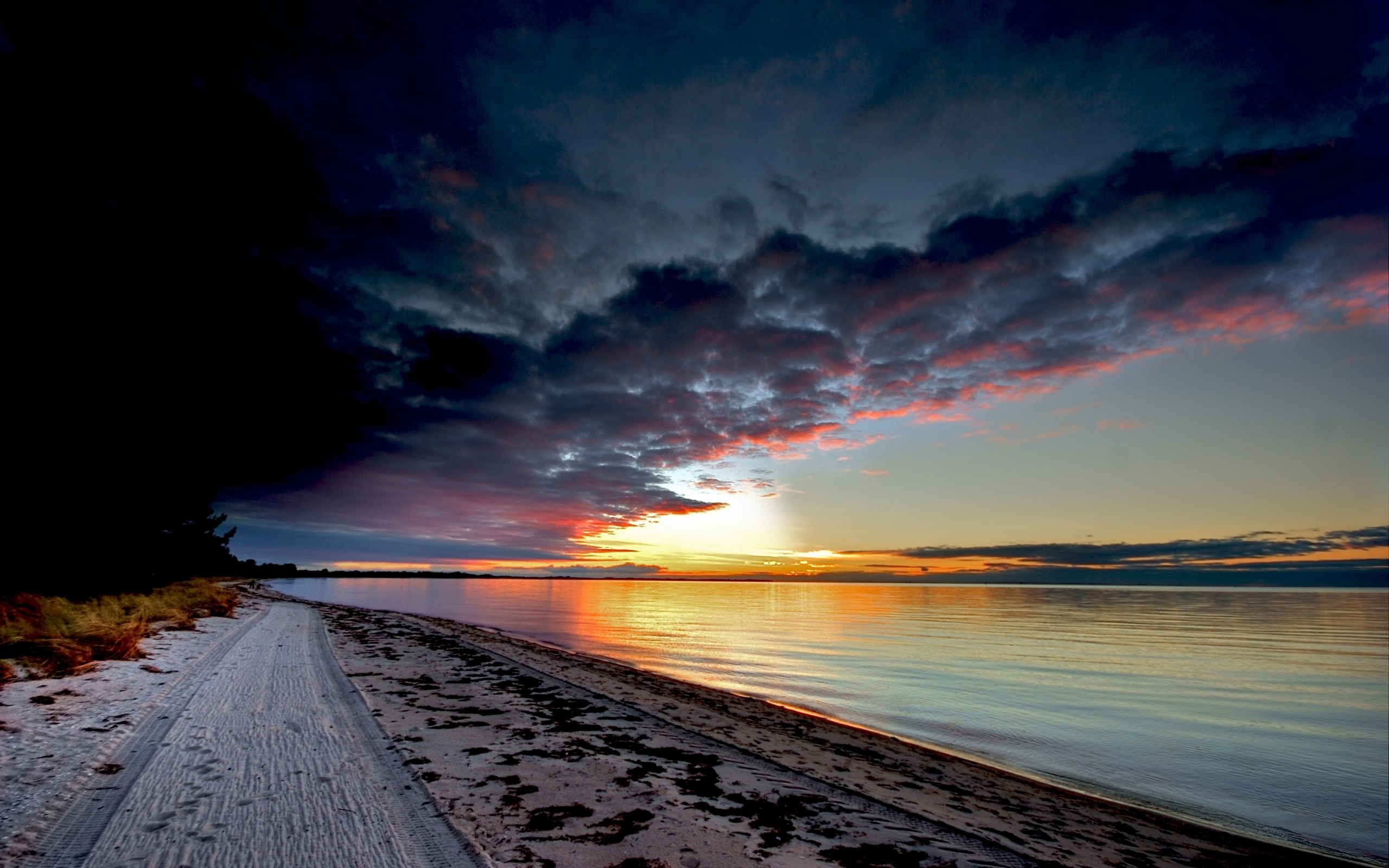 Laden Sie das Sunset, Clouds, Landschaft, Strand-Bild kostenlos auf Ihren PC-Desktop herunter