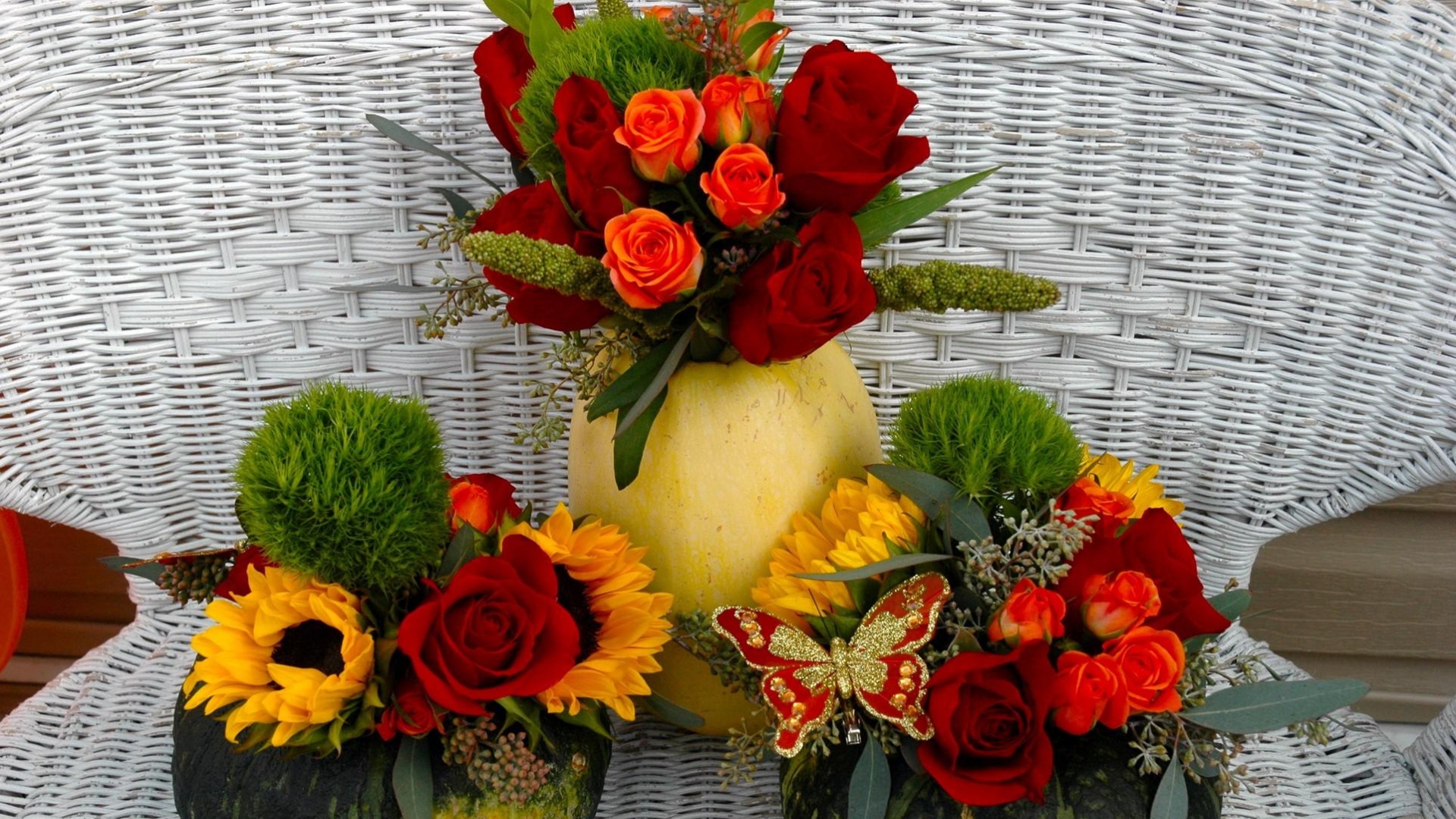Laden Sie das Blume, Rose, Sonnenblume, Gelbe Blume, Rote Blume, Menschengemacht, Stillleben-Bild kostenlos auf Ihren PC-Desktop herunter