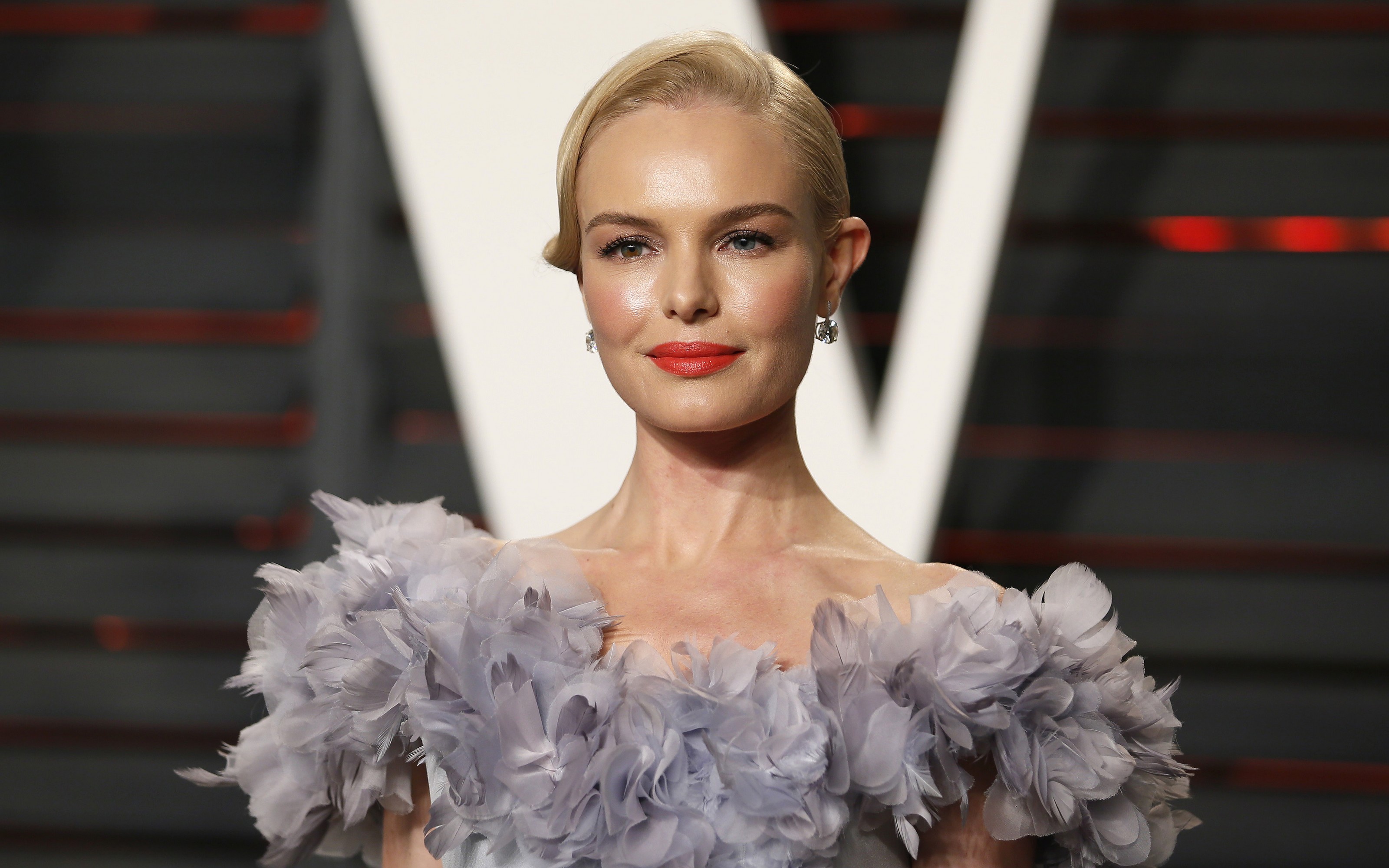 Free download wallpaper Blonde, American, Celebrity, Actress, Lipstick, Kate Bosworth on your PC desktop