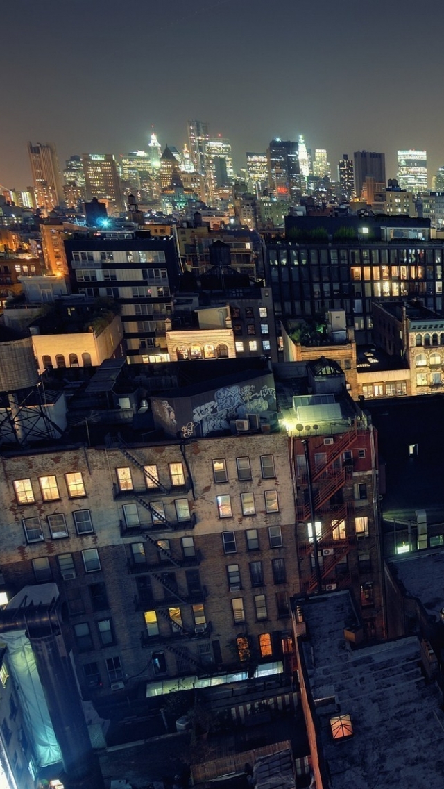 Handy-Wallpaper Städte, Dach, New York, Nacht, Vereinigte Staaten Von Amerika, Menschengemacht kostenlos herunterladen.