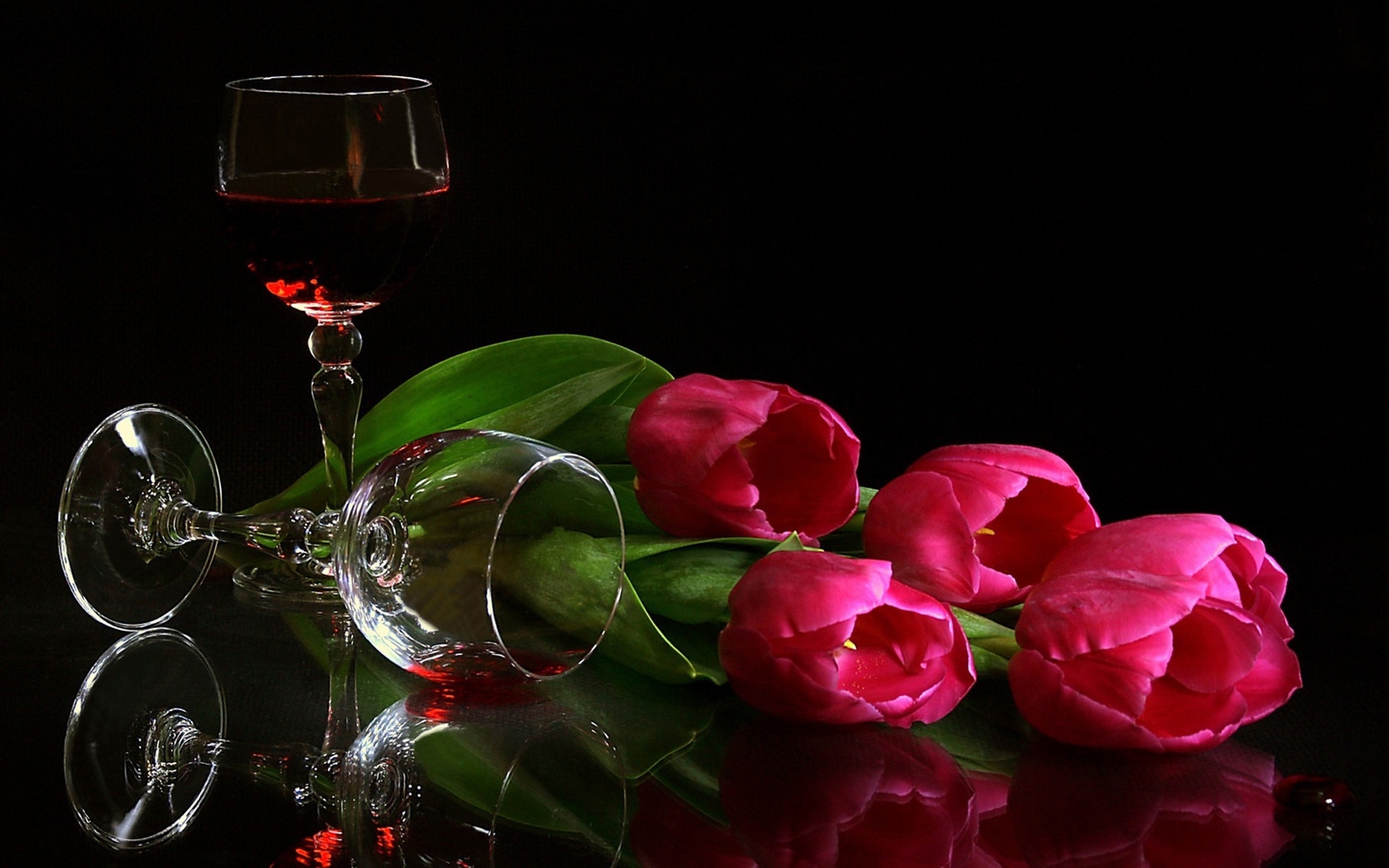 tulips, flowers, background, vine, drinks, black desktop HD wallpaper