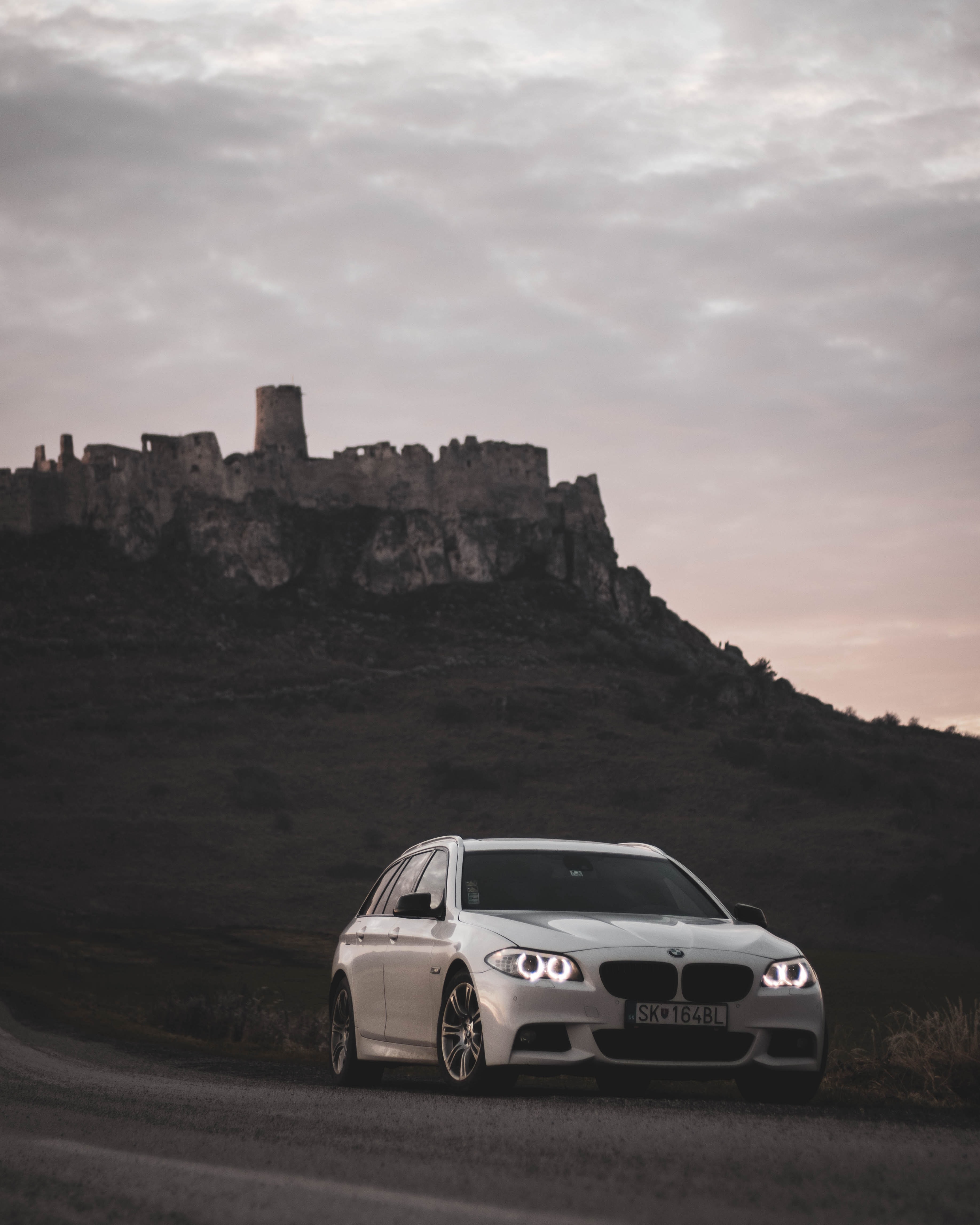 lock, bmw, cars, white, road, car, ruin, ruins for android