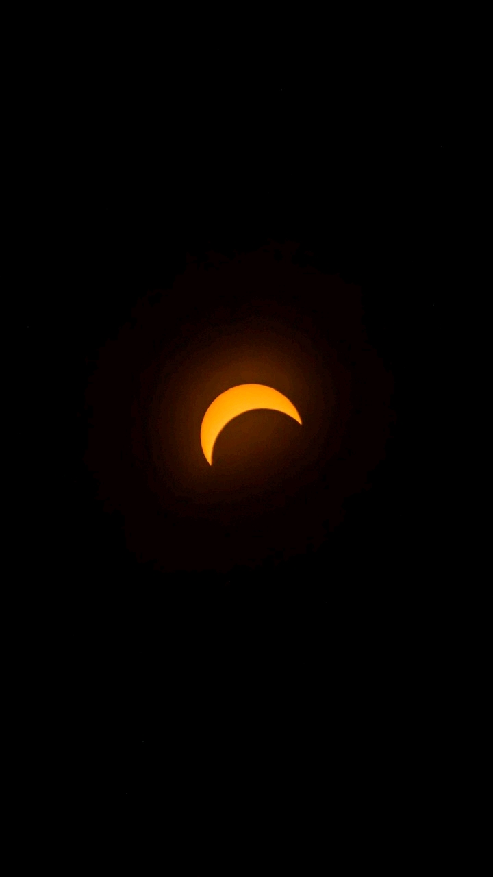 1305605 télécharger le fond d'écran éclipse, terre/nature, éclipse solaire, soleil - économiseurs d'écran et images gratuitement