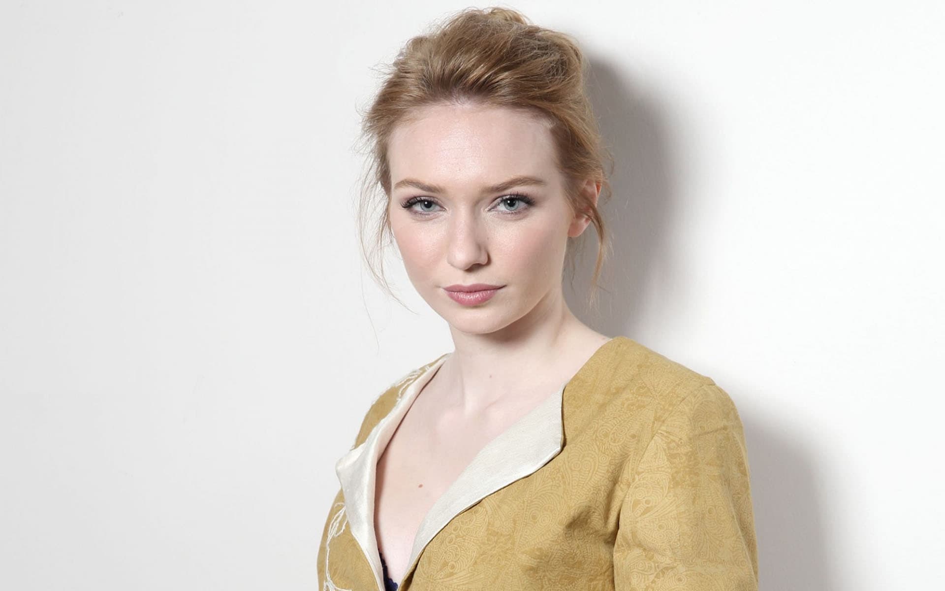 832137 Protetores de tela e papéis de parede Eleanor Tomlinson em seu telefone. Baixe  fotos gratuitamente