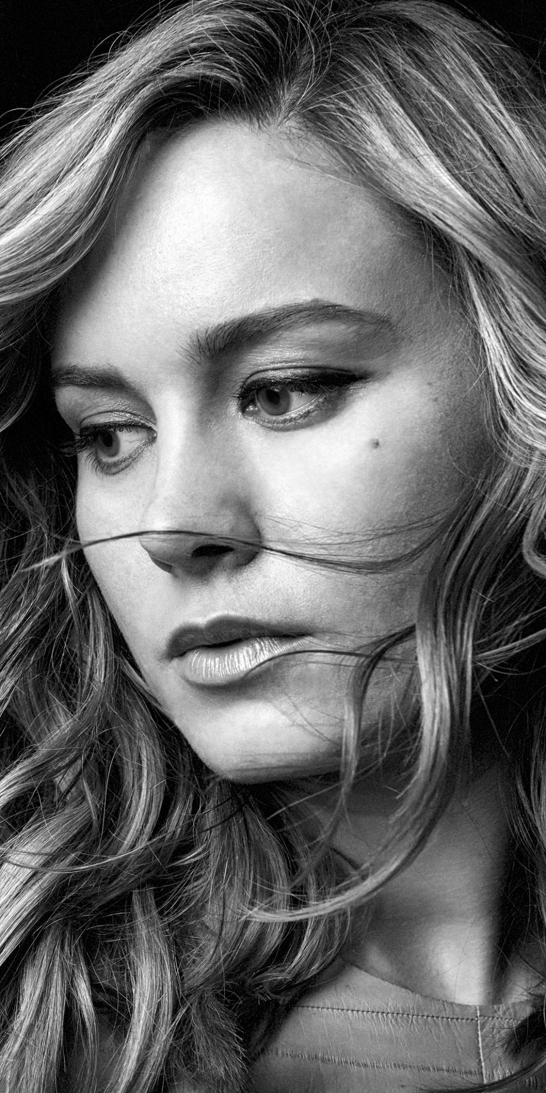 Download mobile wallpaper American, Celebrity, Black & White, Actress, Brie Larson for free.