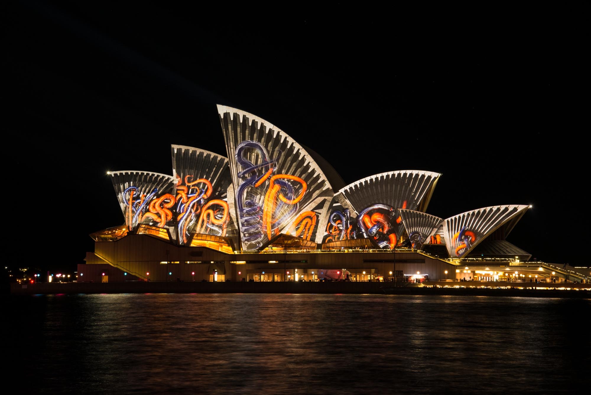 Скачать обои бесплатно Ночь, Архитектура, Свет, Сидней, Австралия, Сиднейский Оперный Театр, Сделано Человеком картинка на рабочий стол ПК