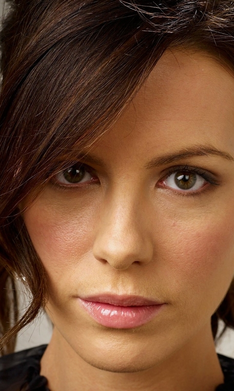 Descarga gratuita de fondo de pantalla para móvil de Kate Beckinsale, Celebridades.