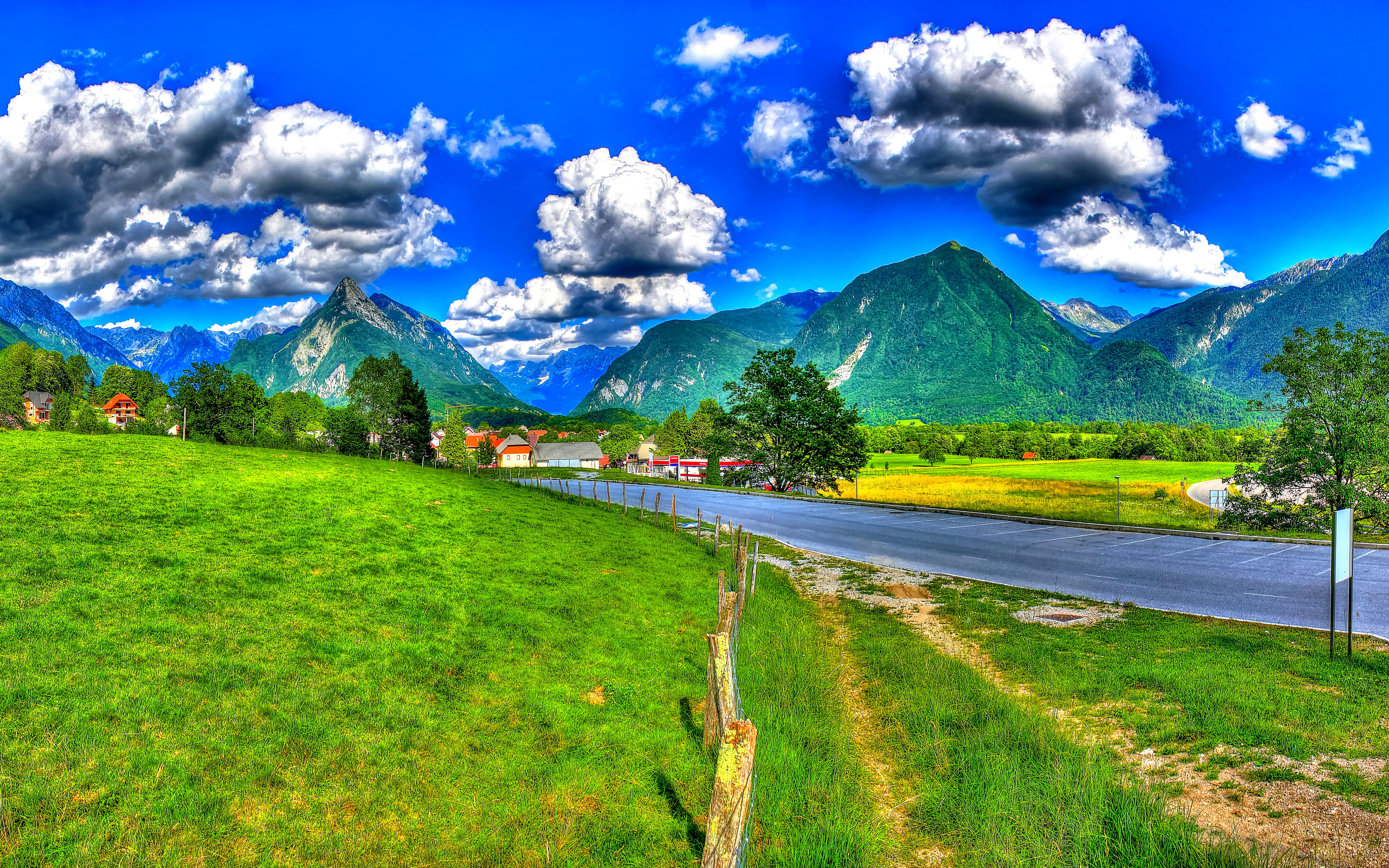 736915 скачать картинку словения, трава, фотографии, пейзаж, облака, земля, гора, дорога, деревня - обои и заставки бесплатно