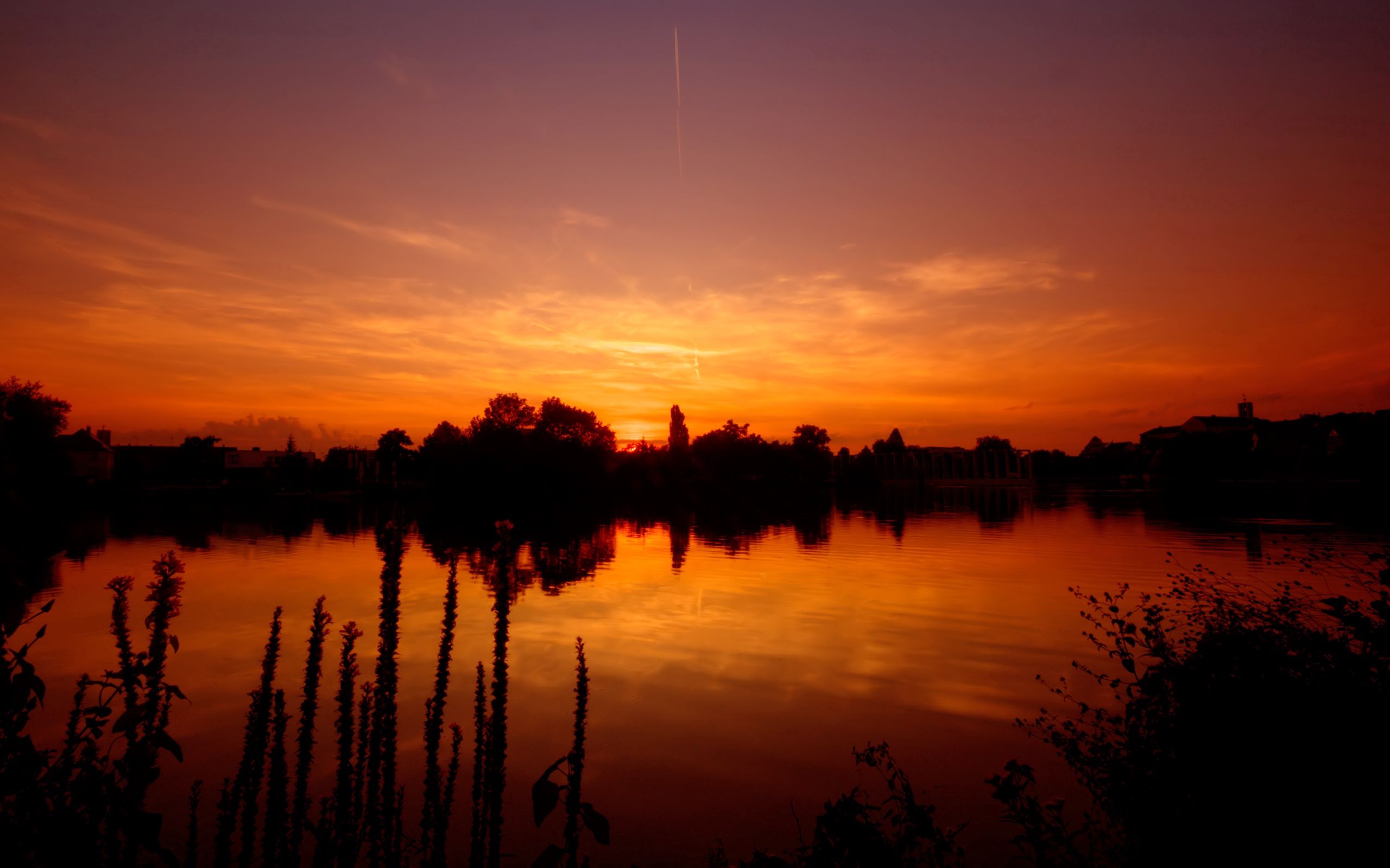 Download mobile wallpaper Horizon, Lake, Evening, Nature, Sunset for free.