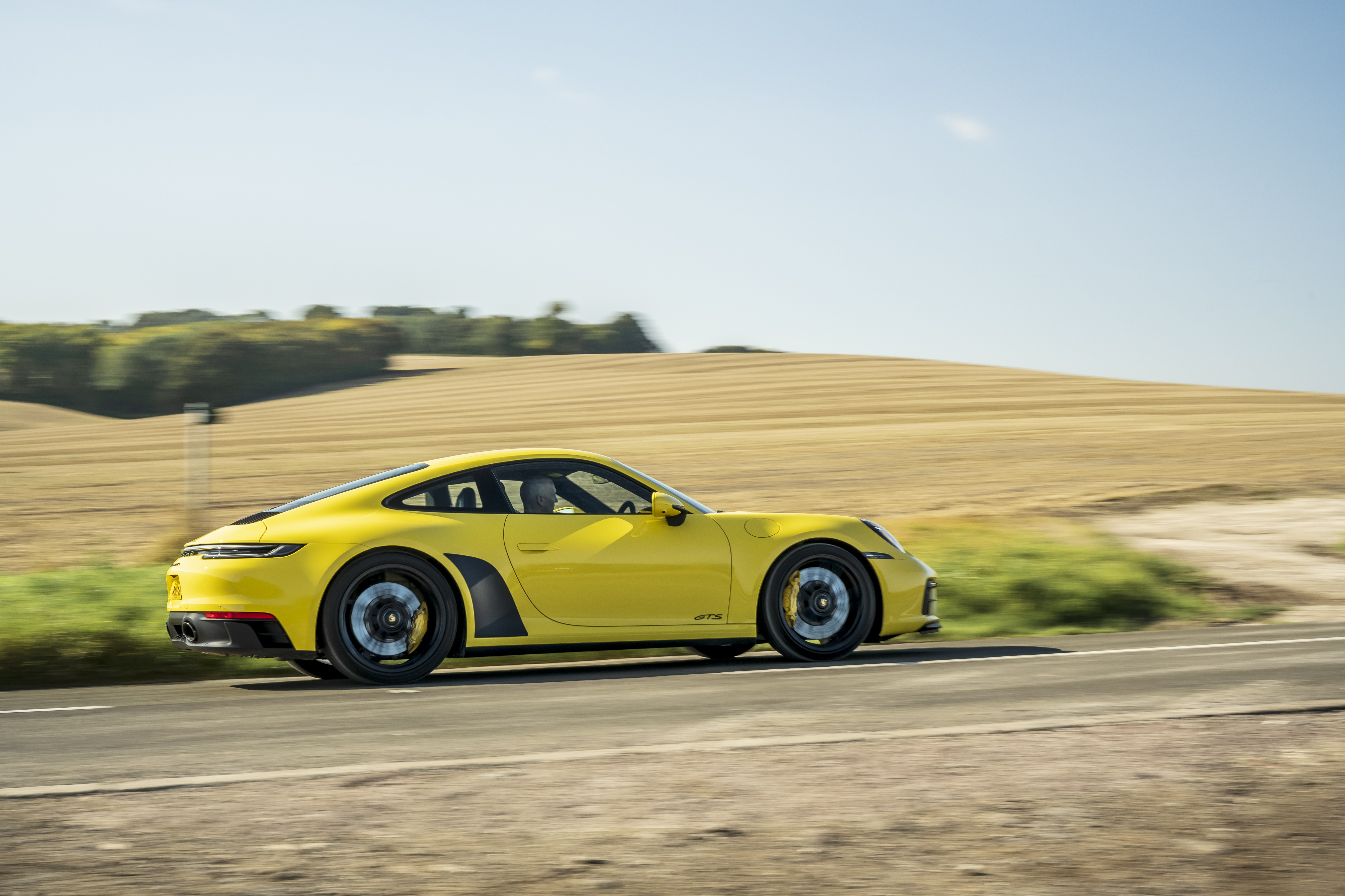Baixe gratuitamente a imagem Porsche, Veículos, Porsche 911 Carrera Gts na área de trabalho do seu PC