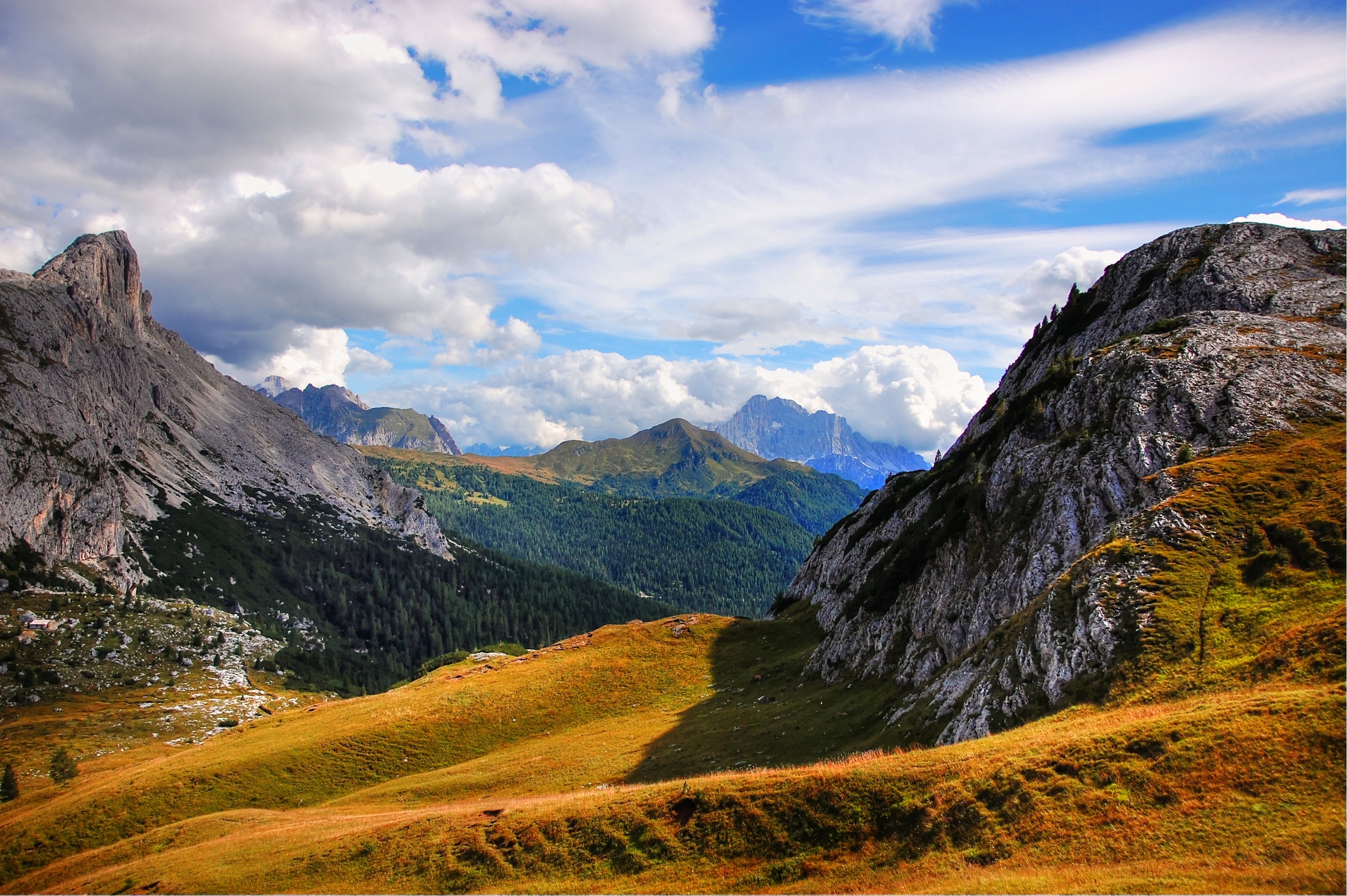 Популярні заставки і фони Доломітові Альпи на комп'ютер