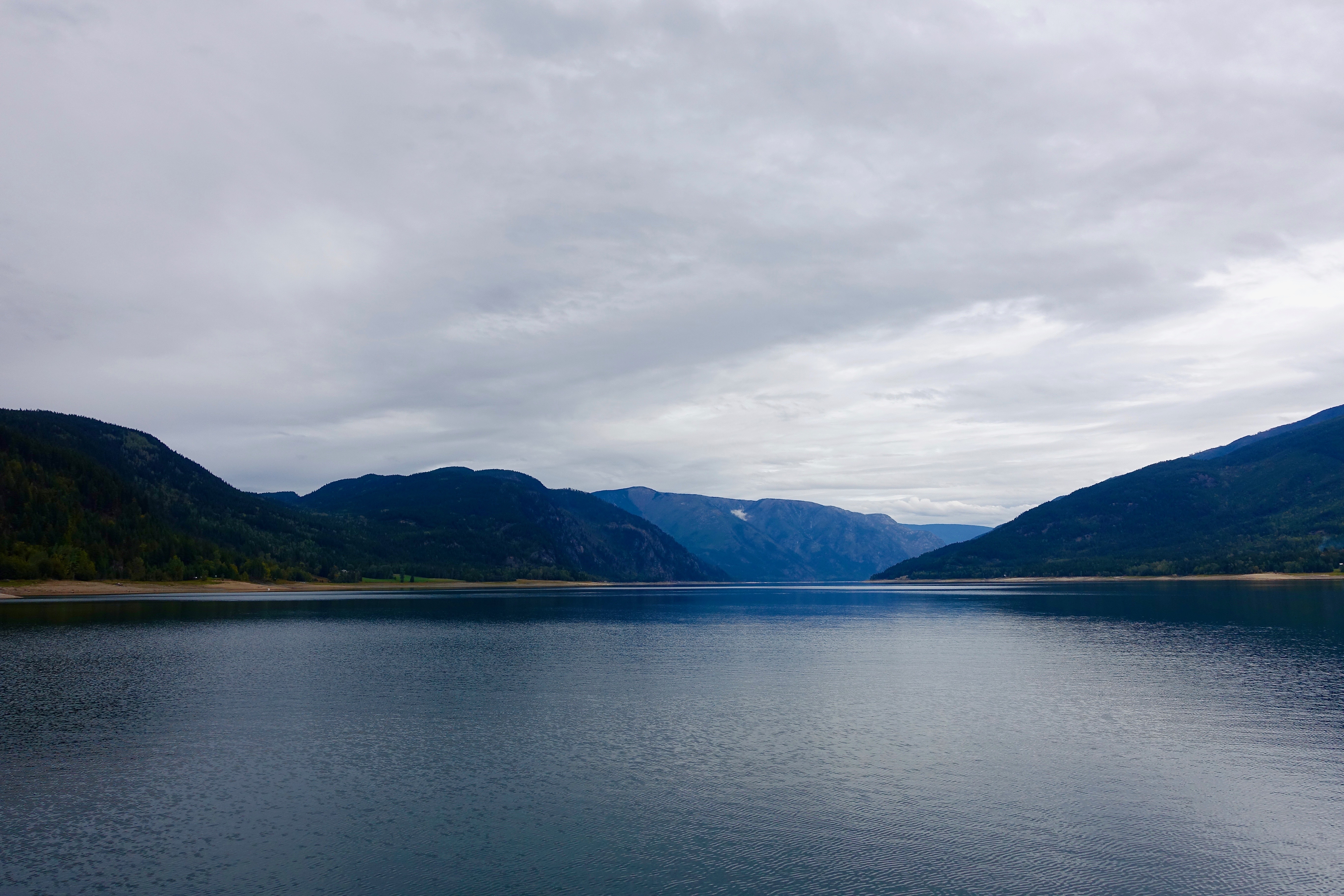 Laden Sie das Natur, Sky, See, Clouds, Mountains-Bild kostenlos auf Ihren PC-Desktop herunter