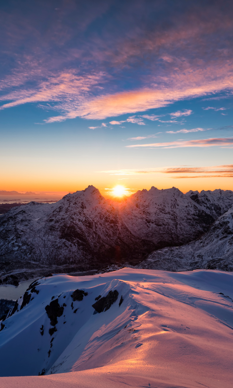 Скачати мобільні шпалери Пейзаж, Природа, Сніг, Гора, Земля, Норвегія, Схід Сонця безкоштовно.