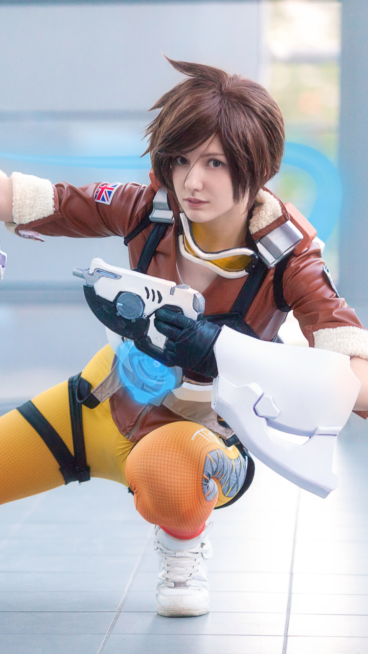 Download mobile wallpaper Women, Overwatch, Cosplay, Tracer (Overwatch) for free.