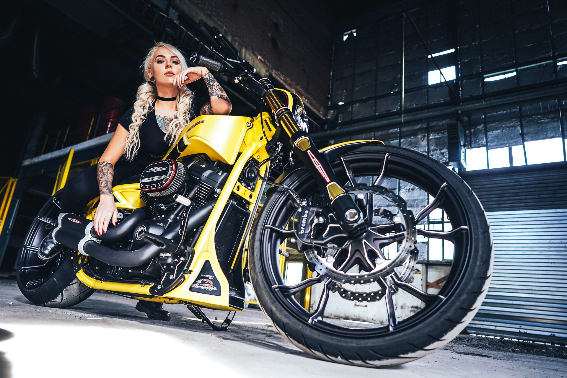 Descarga gratuita de fondo de pantalla para móvil de Harley Davidson, Mujeres, Chicas Y Motocicletas, Motocicleta Custom, Aduanas De Thunderbike.