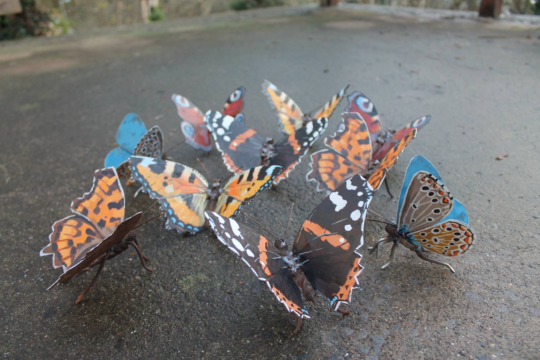 Laden Sie das Schmetterlinge, Skulptur, Menschengemacht, Altmetallkunst-Bild kostenlos auf Ihren PC-Desktop herunter