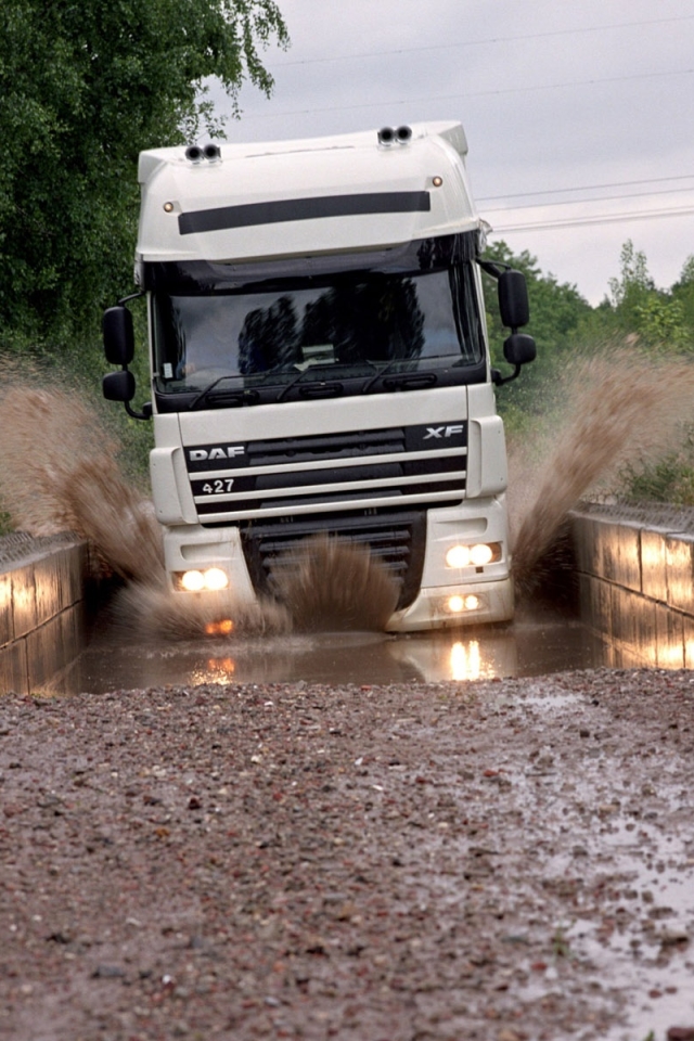 Téléchargez des papiers peints mobile Camion, Véhicules gratuitement.