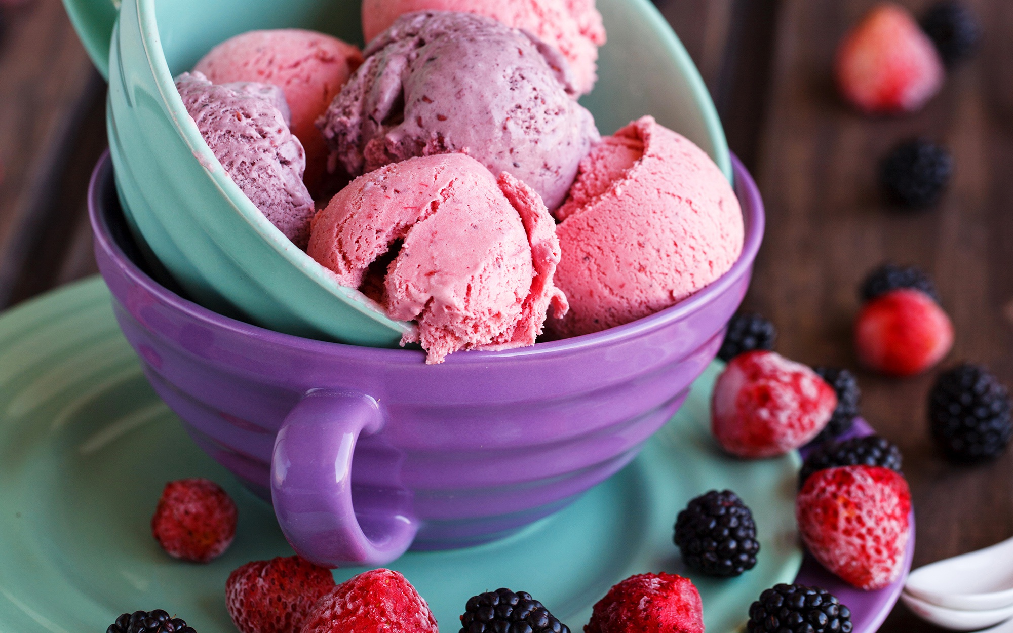 Download mobile wallpaper Food, Strawberry, Ice Cream, Blackberry, Berry, Fruit for free.