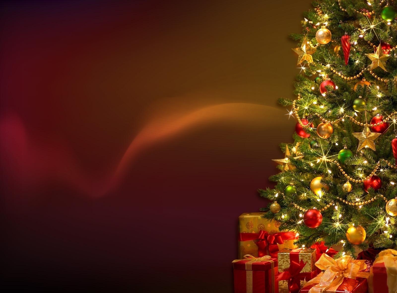 152115 Bild herunterladen feiertage, neujahr, dekoration, neues jahr, urlaub, weihnachtsbaum, girlande, garland, die geschenke, geschenke - Hintergrundbilder und Bildschirmschoner kostenlos