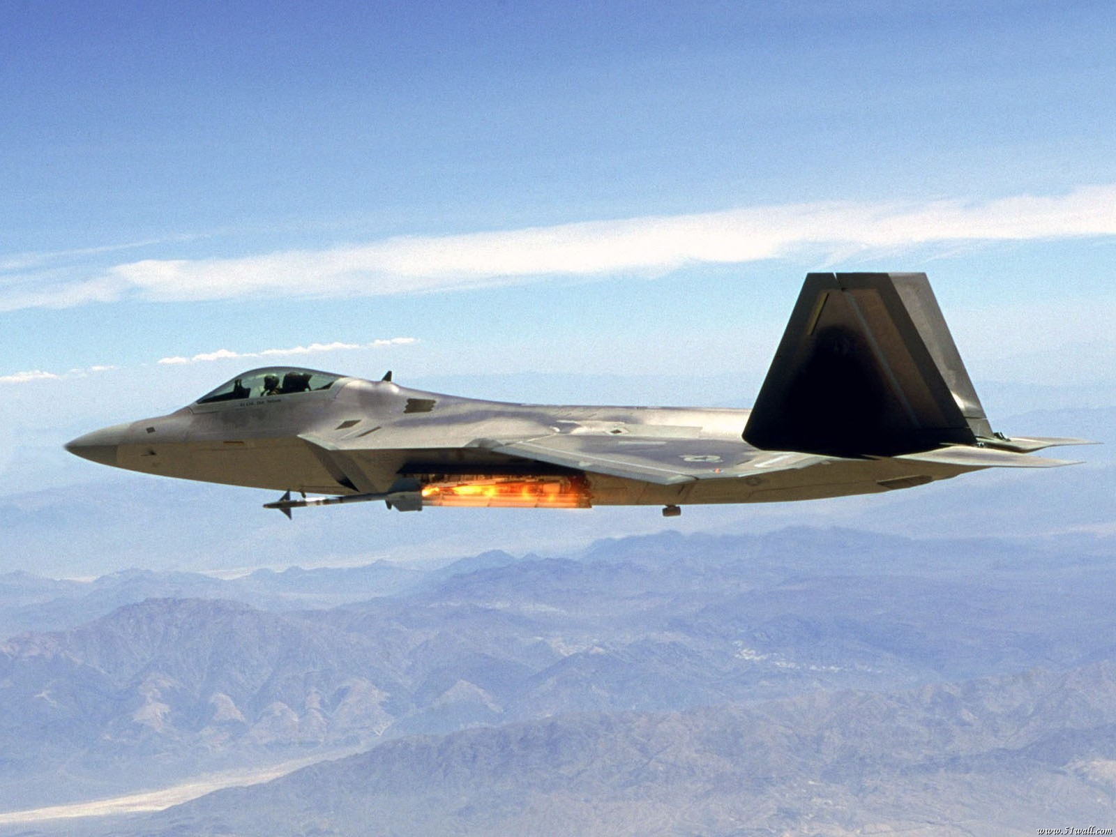Скачати мобільні шпалери Військовий, Lockheed Martin F 22 Raptor, Реактивні Винищувачі безкоштовно.