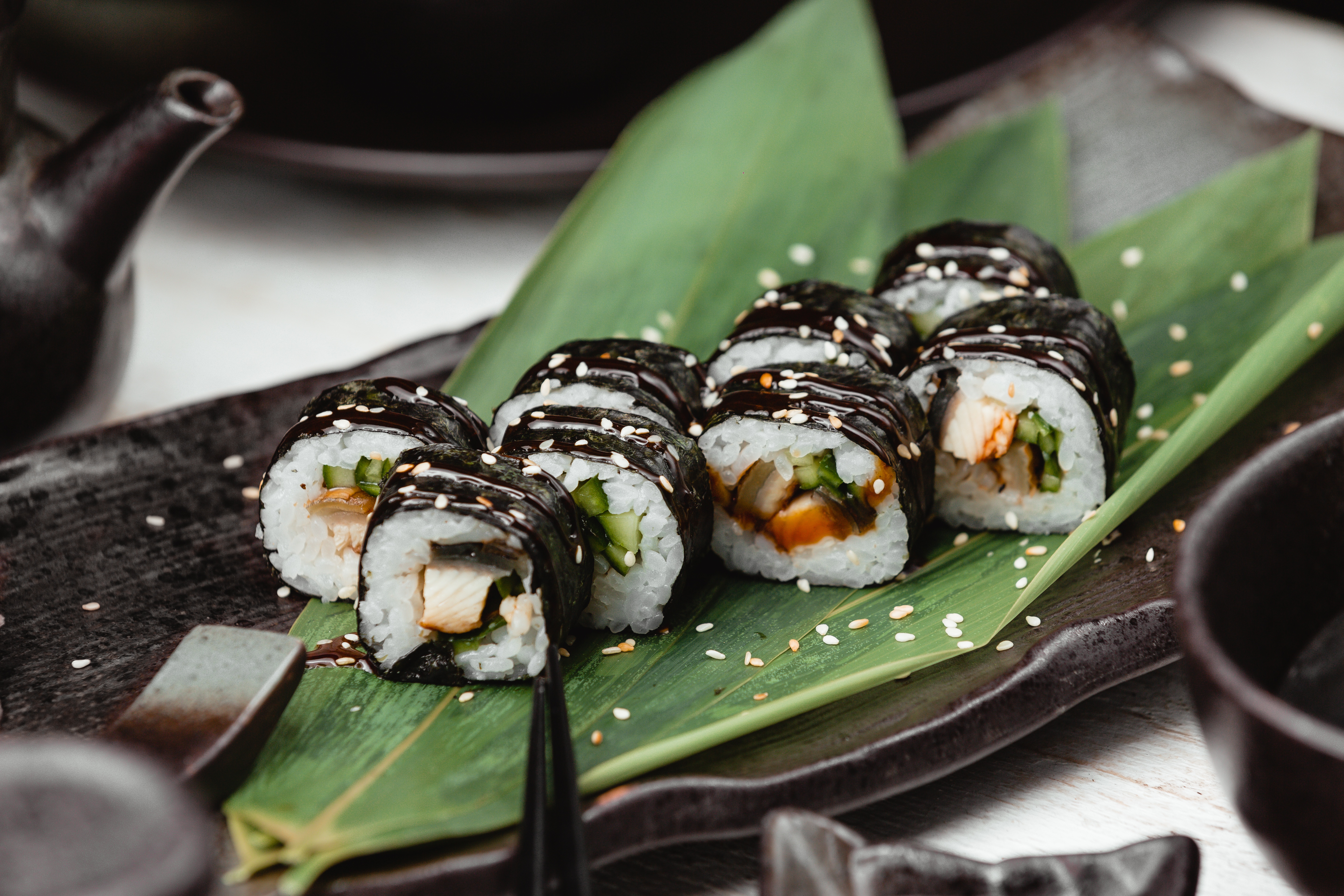 Laden Sie das Sushi, Meeresfrüchte, Nahrungsmittel, Stillleben-Bild kostenlos auf Ihren PC-Desktop herunter