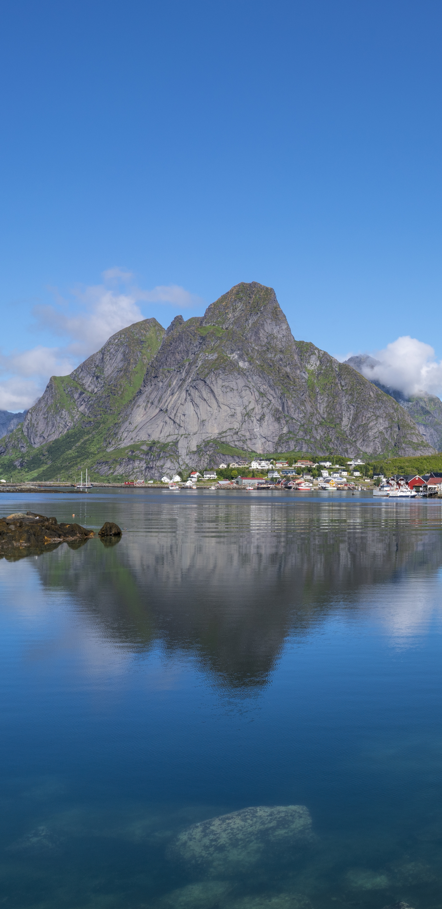 Скачать картинку Гора, Норвегия, Фотографии, Лофотенские Острова в телефон бесплатно.