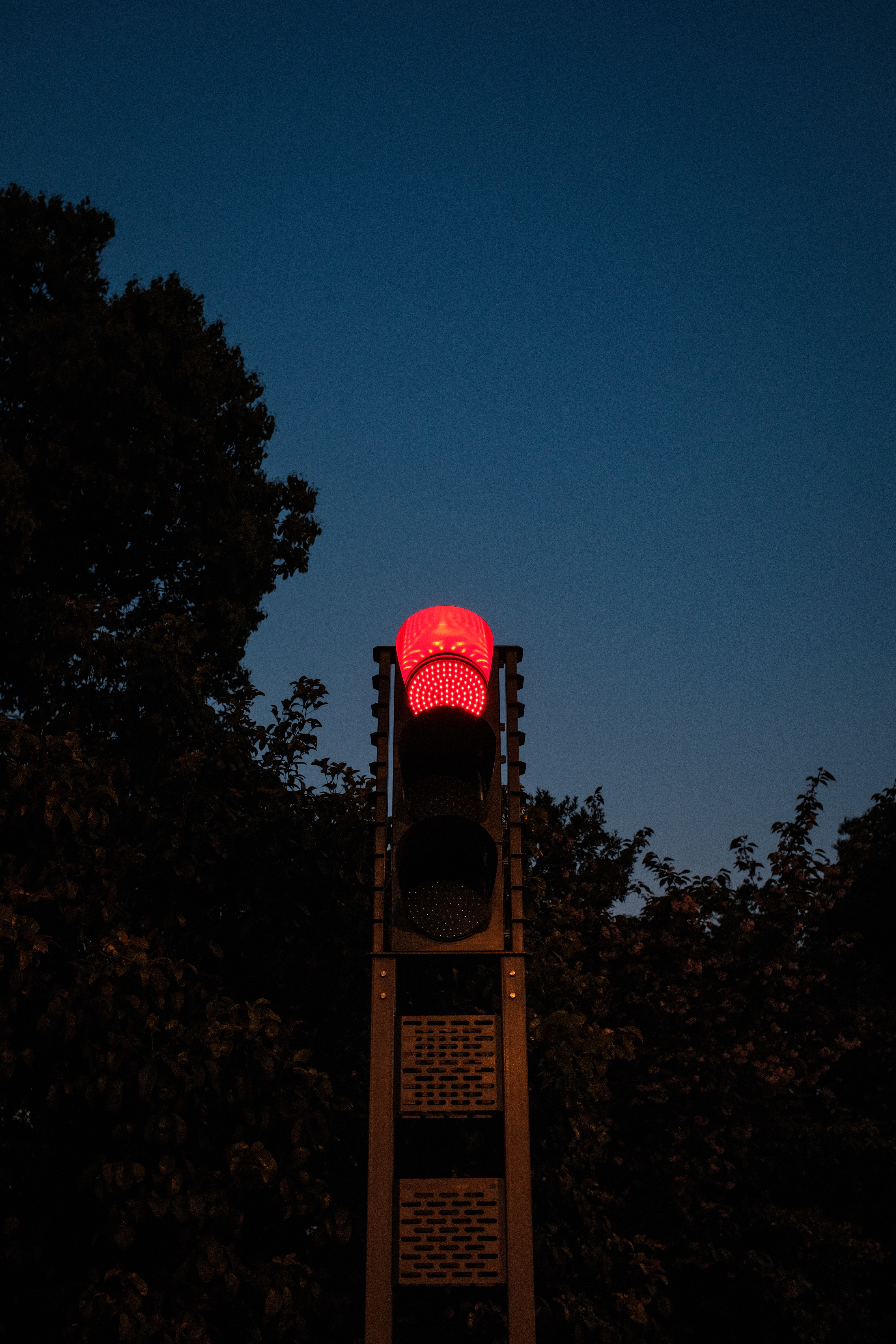 traffic light, dark, evening, pillar, post HD wallpaper