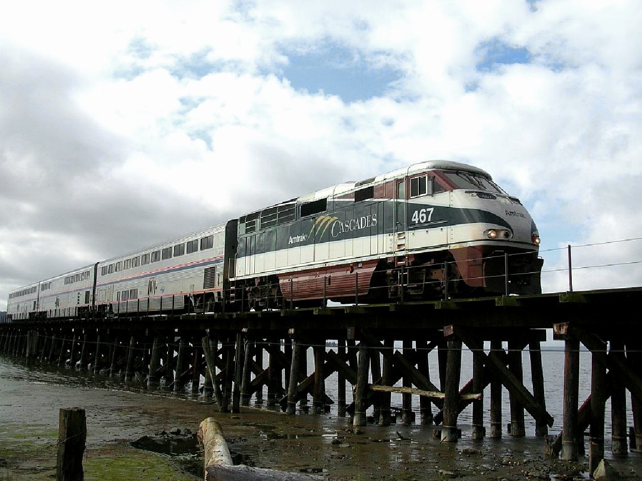 Descarga gratuita de fondo de pantalla para móvil de Tren, Vehículos.